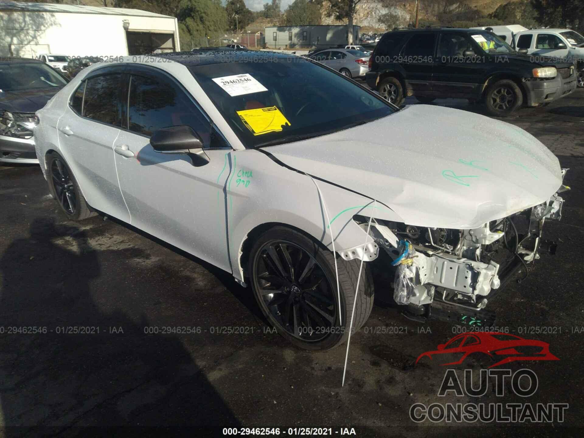 TOYOTA CAMRY 2018 - 4T1BZ1HK2JU009735