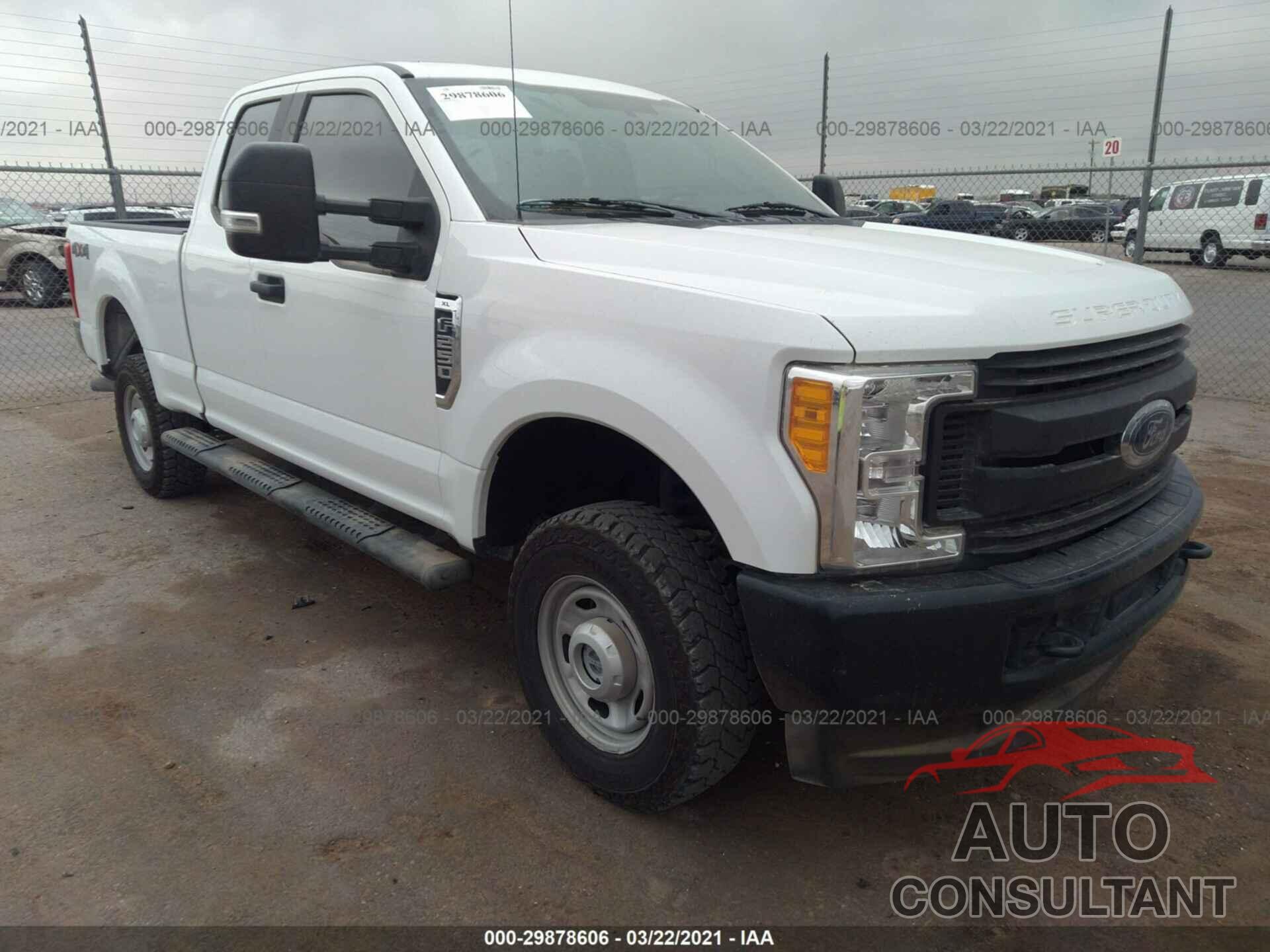 FORD SUPER DUTY F-250 SRW 2017 - 1FT7X2B65HEE50779