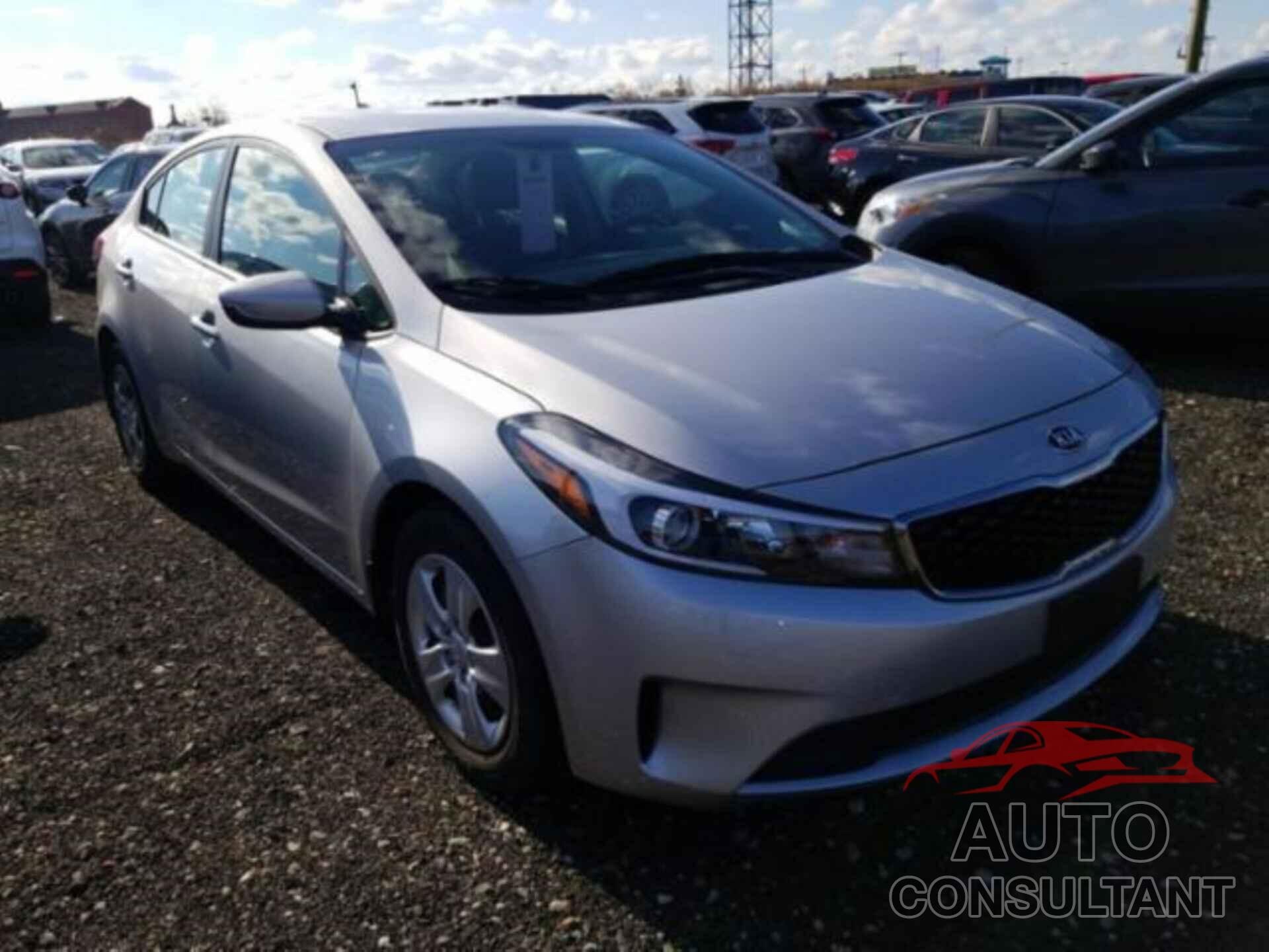 KIA FORTE 2018 - 3KPFL4A77JE193843