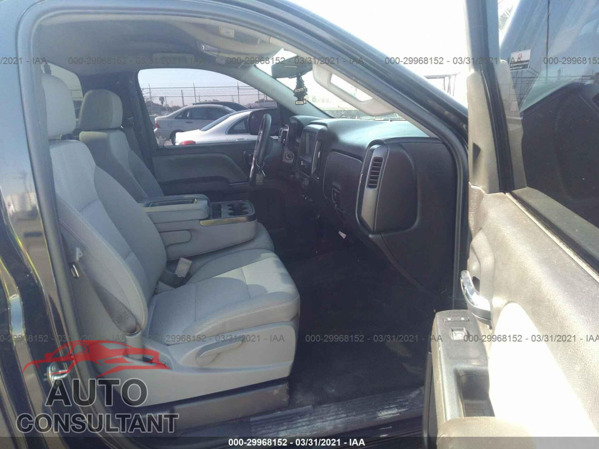 CHEVROLET SILVERADO 1500 2017 - 1GCNCNEC2HZ355143