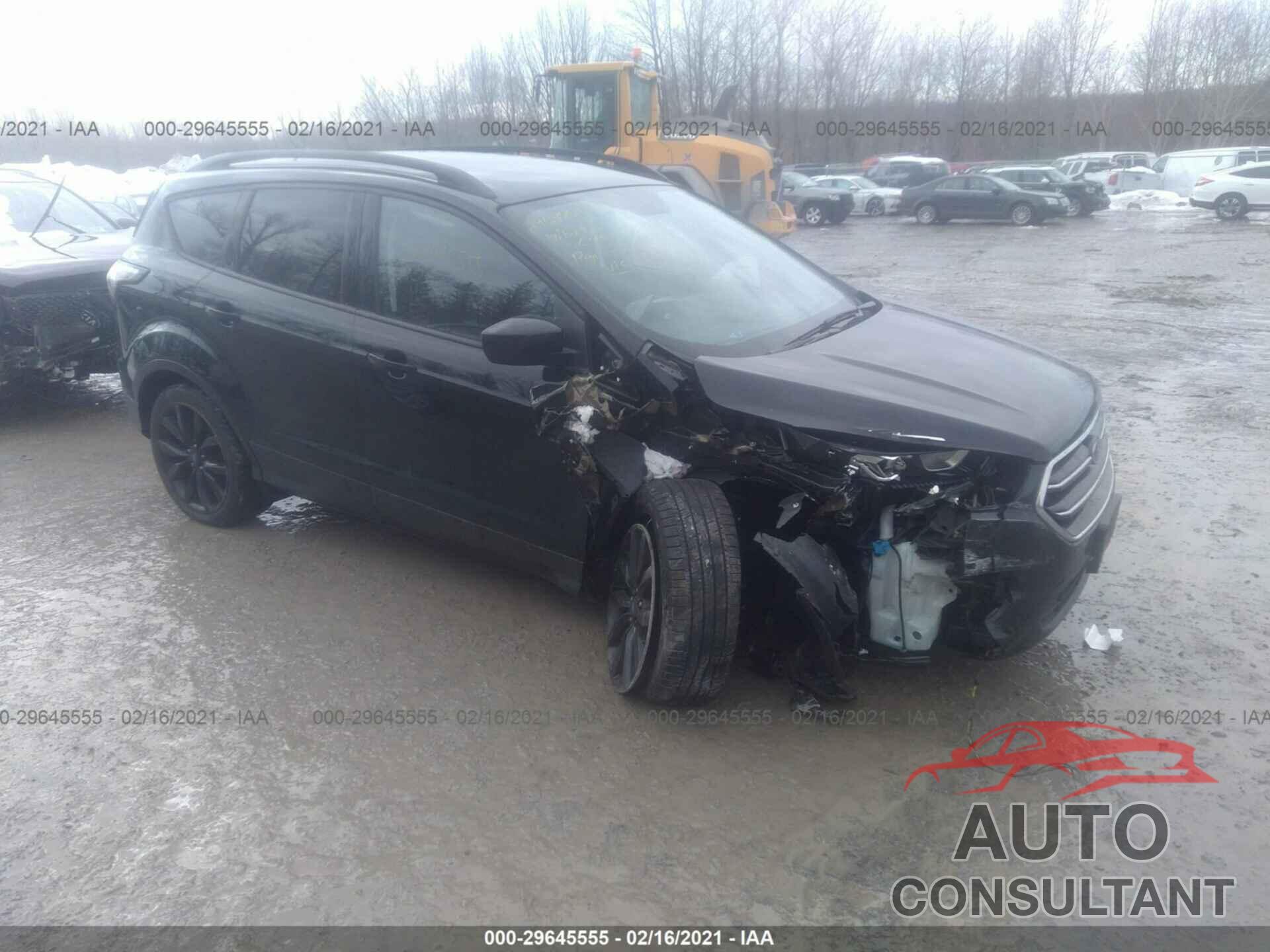 FORD ESCAPE 2018 - 1FMCU9GD1JUA77271