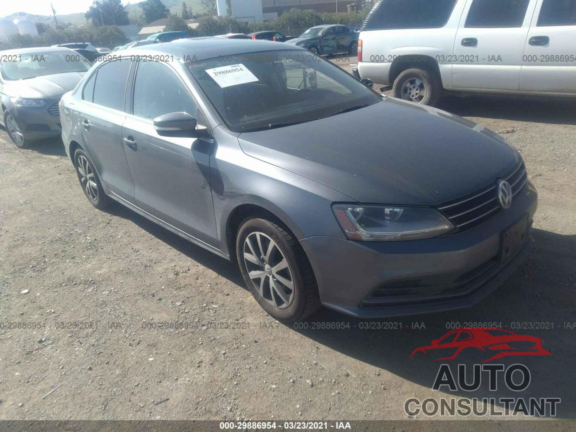 VOLKSWAGEN JETTA 2017 - 3VWDB7AJ3HM380940