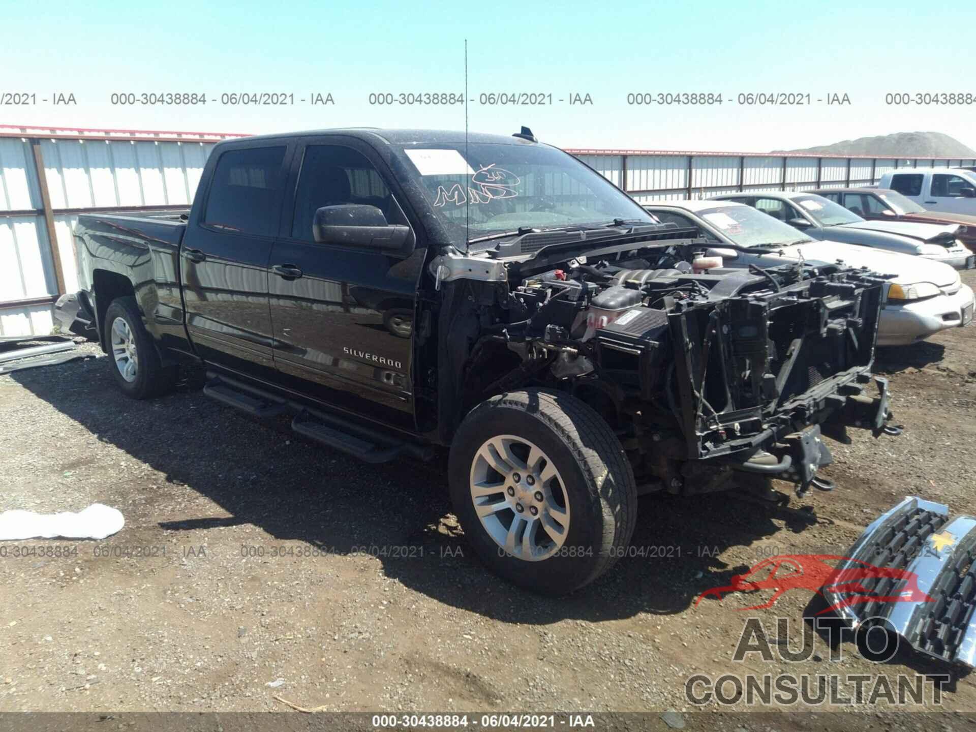 CHEVROLET SILVERADO 1500 2018 - 1GCUKREC7JF192079