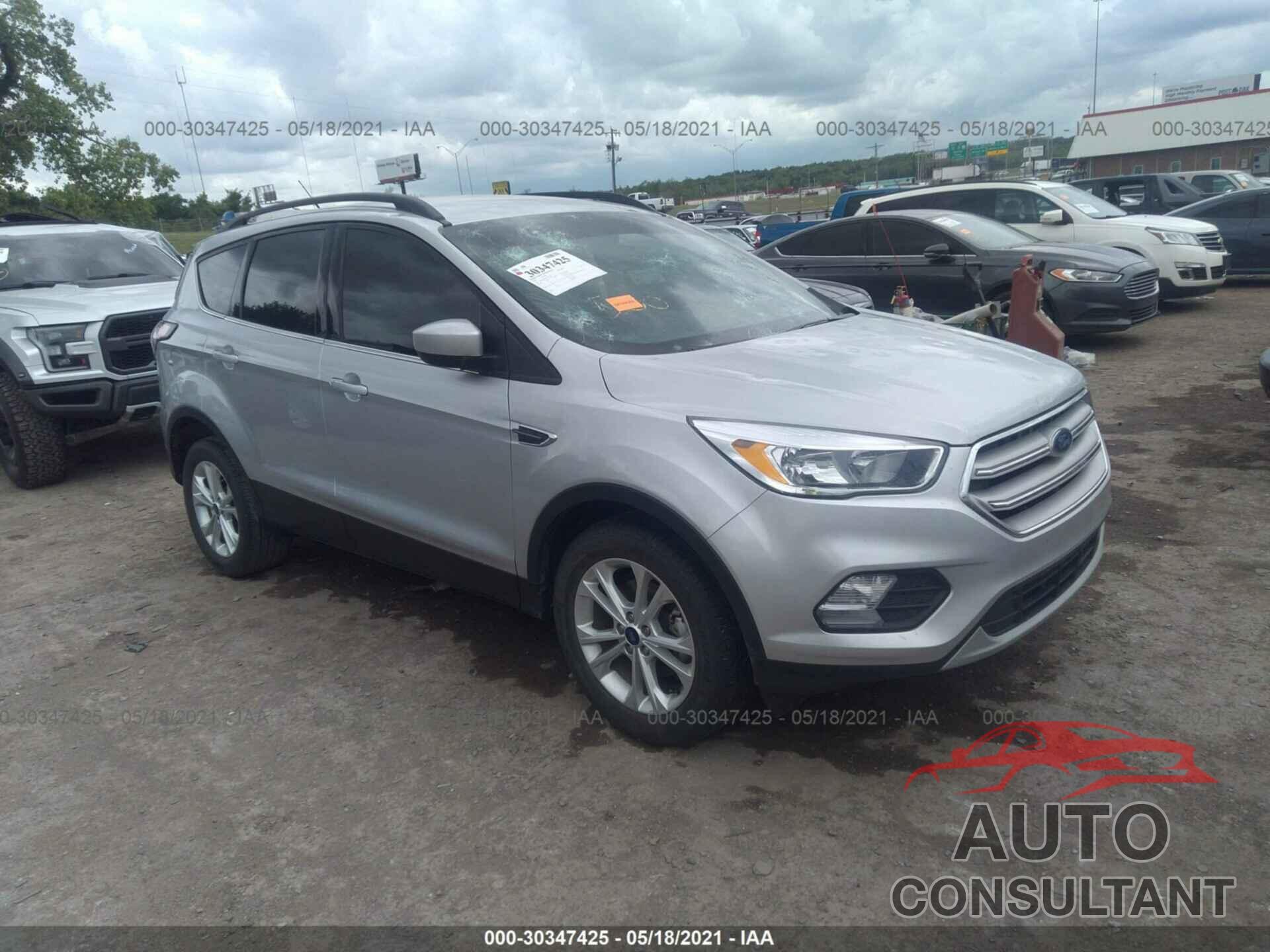 FORD ESCAPE 2018 - 1FMCU0GD0JUB11566