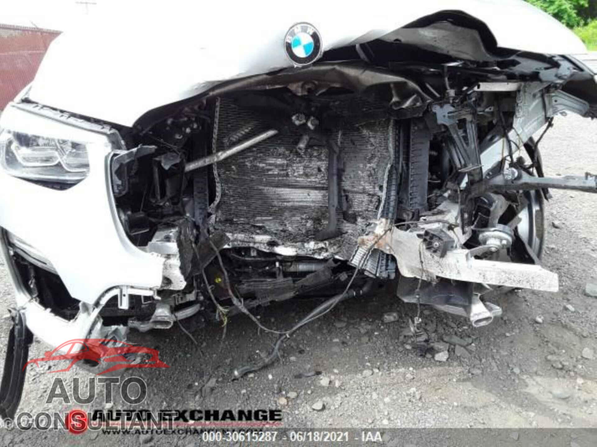 BMW X3 2018 - 5UXTR9C57JLD89378