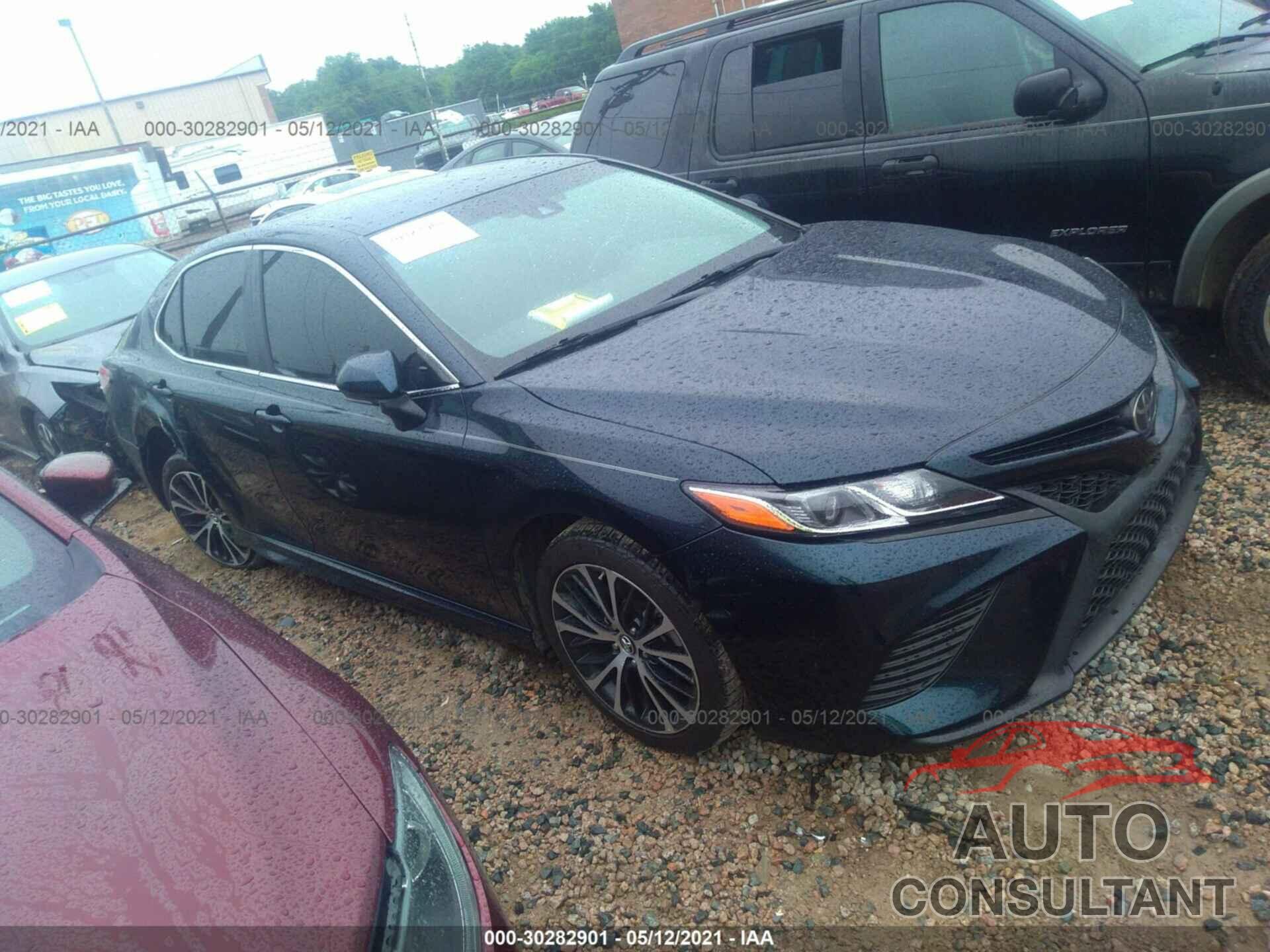 TOYOTA CAMRY 2019 - 4T1B11HK1KU710677