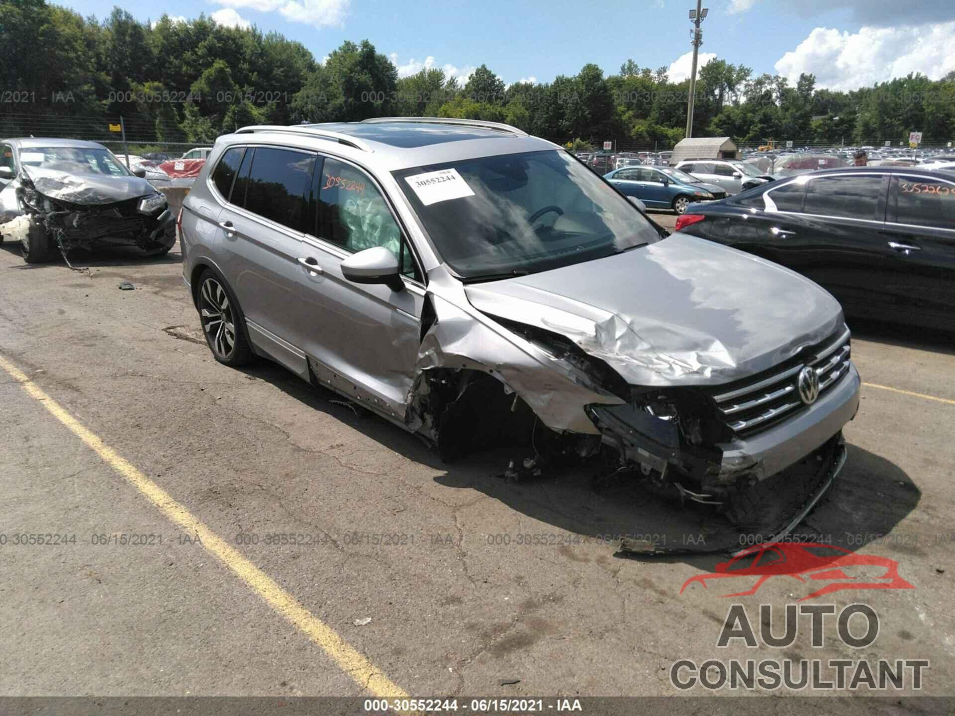 VOLKSWAGEN TIGUAN 2019 - 3VV4B7AX0KM175558