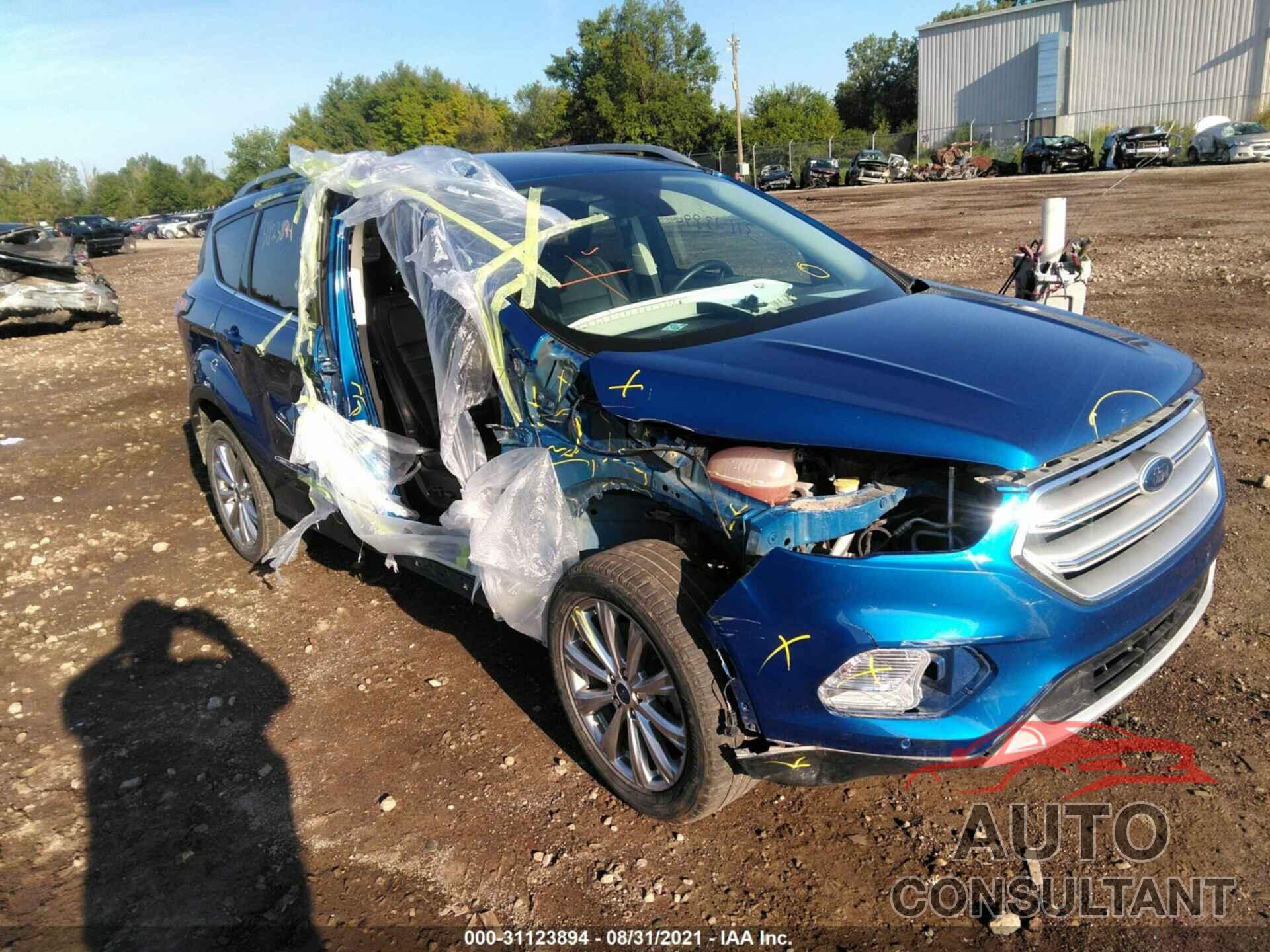 FORD ESCAPE 2018 - 1FMCU9J99JUC33402