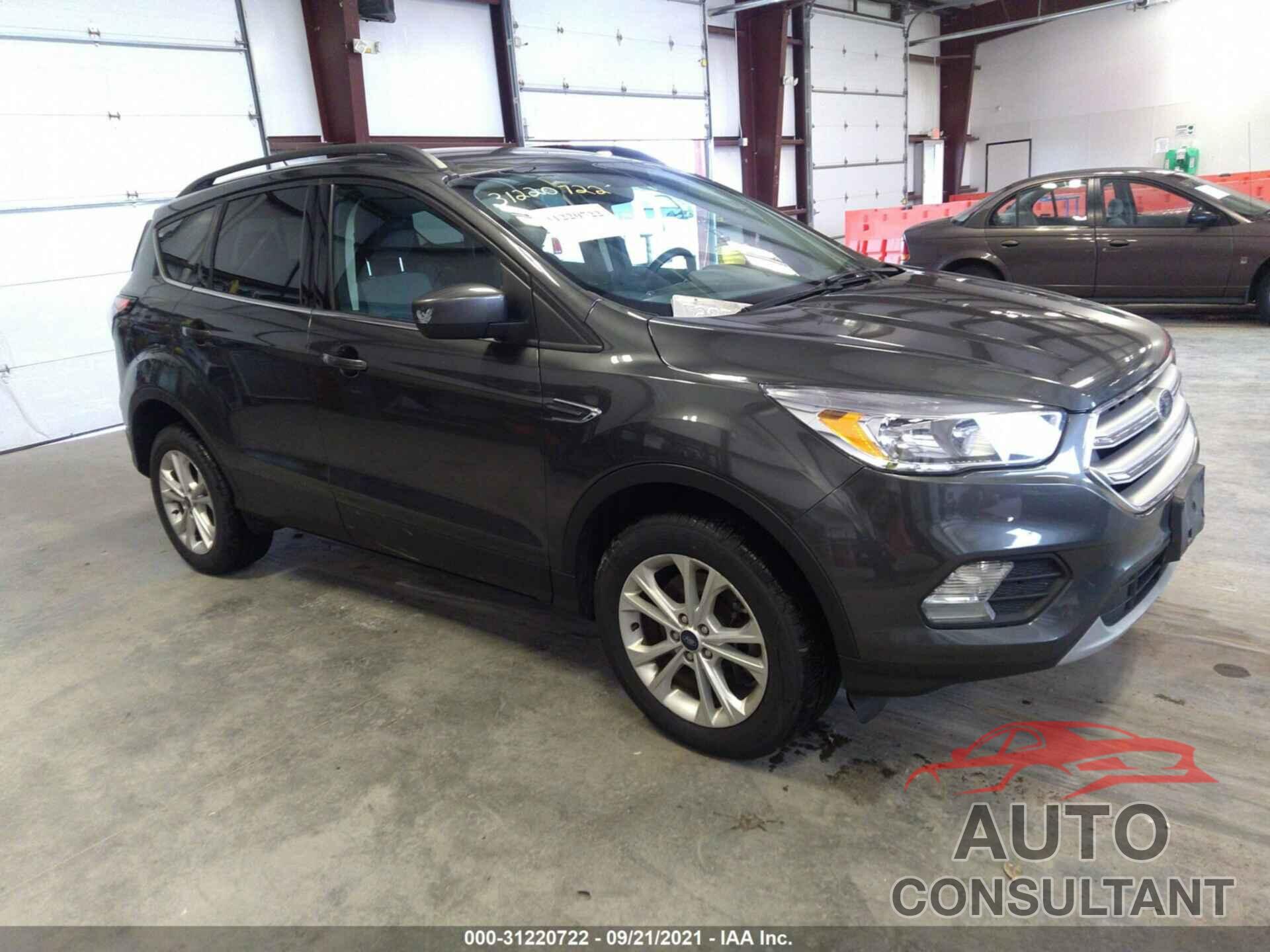 FORD ESCAPE 2018 - 1FMCU9GD5JUD06325