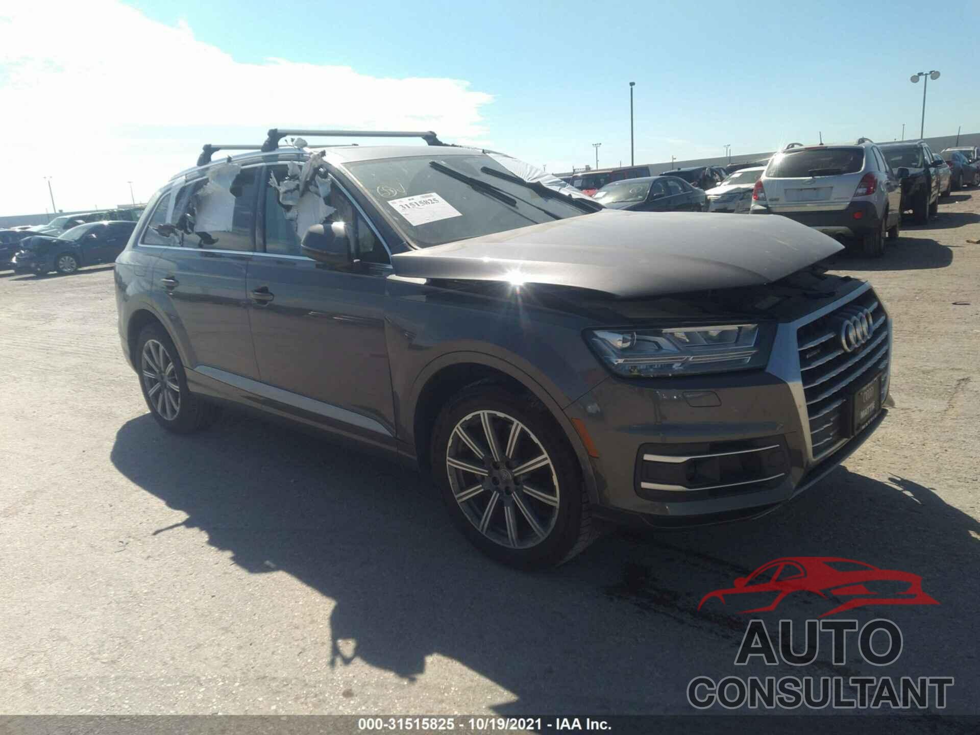 AUDI Q7 2018 - WA1LHAF73JD047172