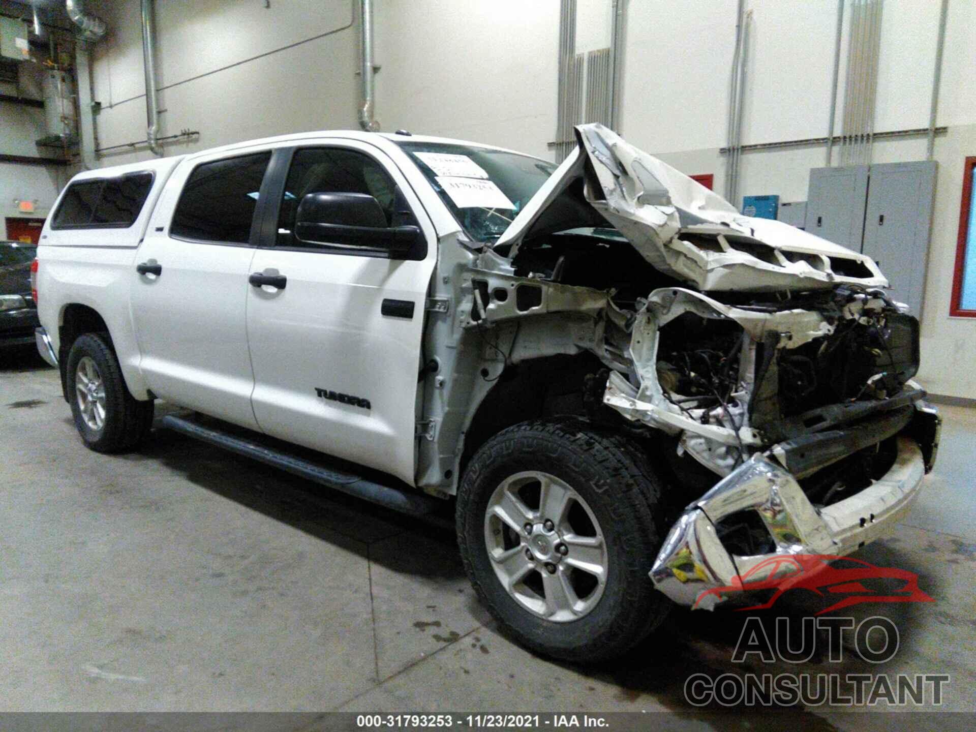 TOYOTA TUNDRA 4WD 2018 - 5TFDY5F14JX714939