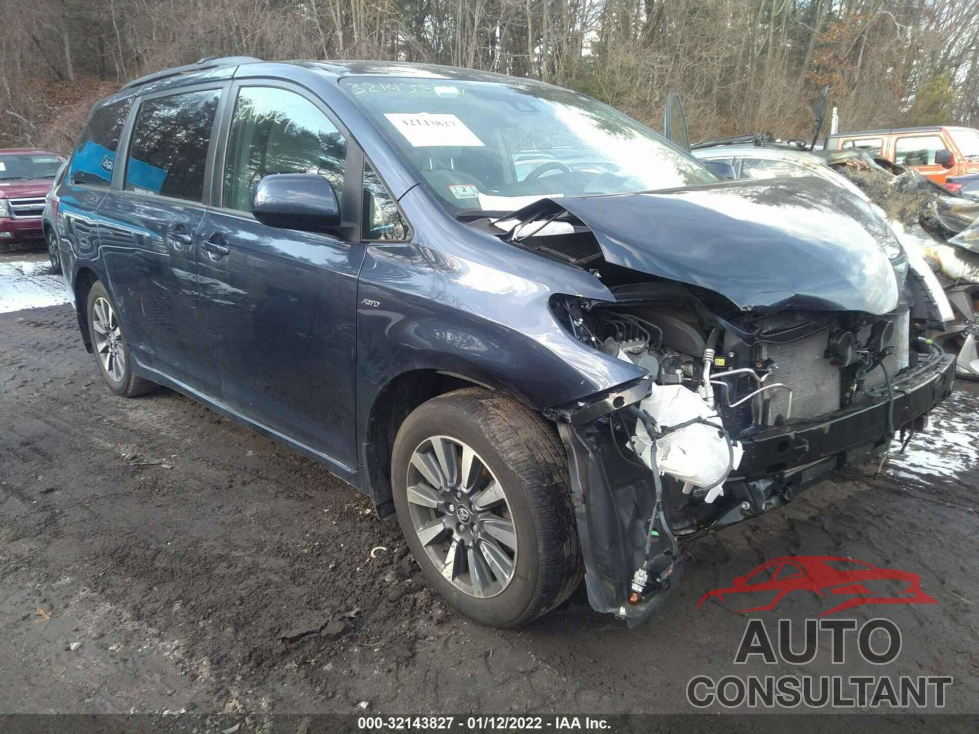 TOYOTA SIENNA 2019 - 5TDJZ3DC5KS219889