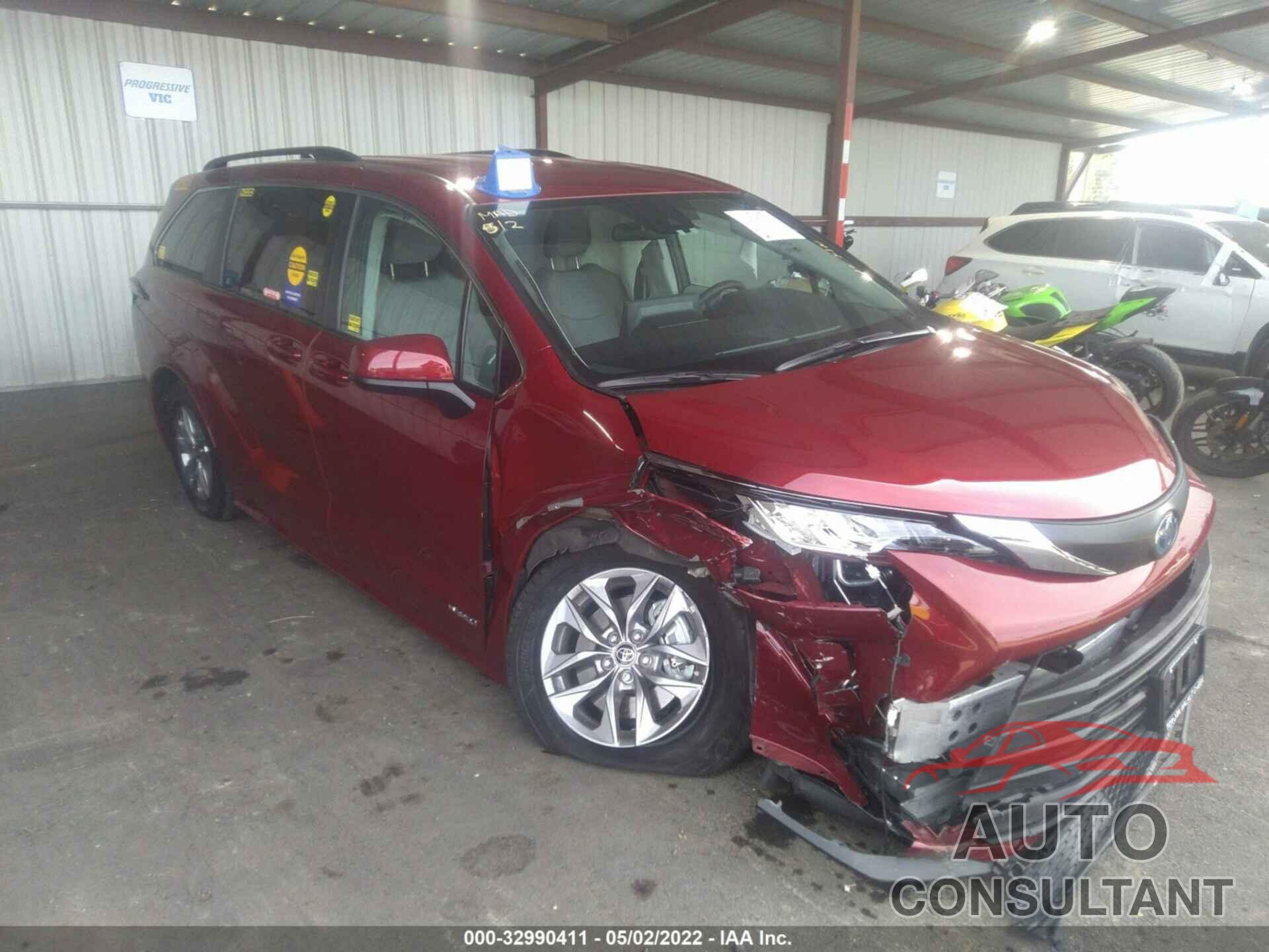 TOYOTA SIENNA 2021 - 5TDKRKEC4MS055339