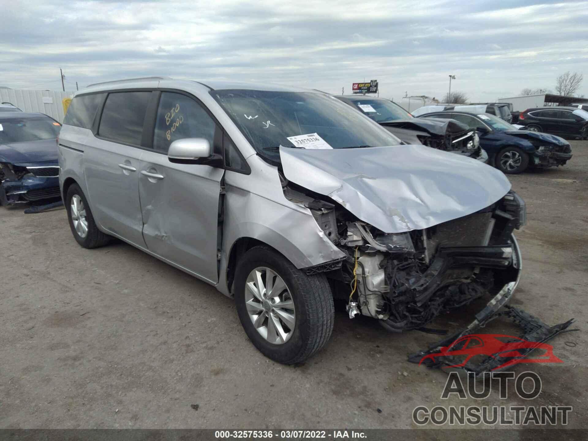 KIA SEDONA 2016 - KNDMB5C19G6111831