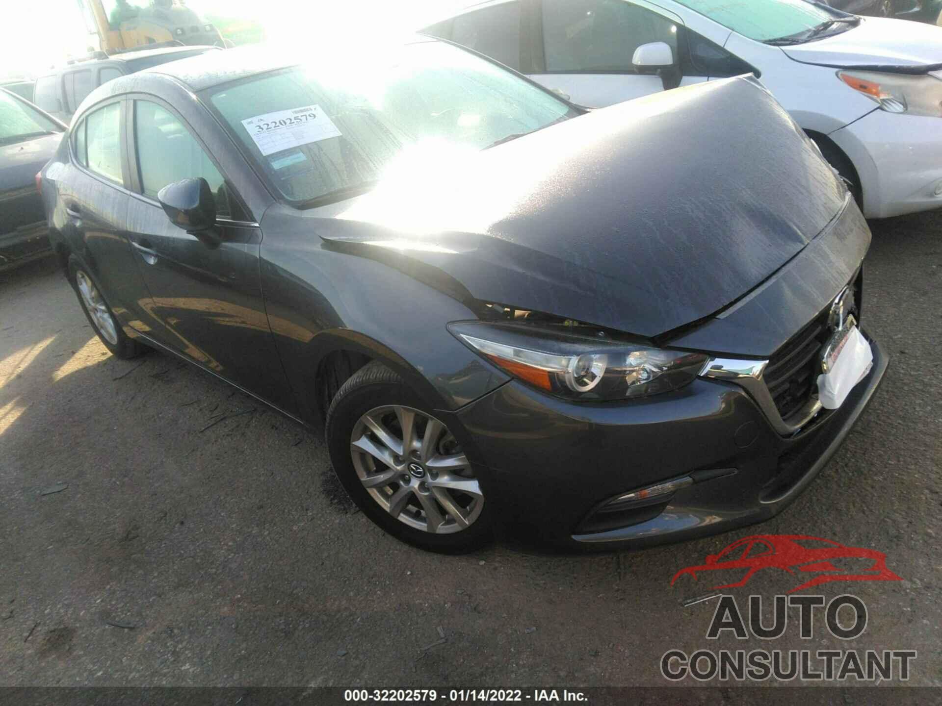 MAZDA MAZDA3 4-DOOR 2017 - JM1BN1U76H1113478