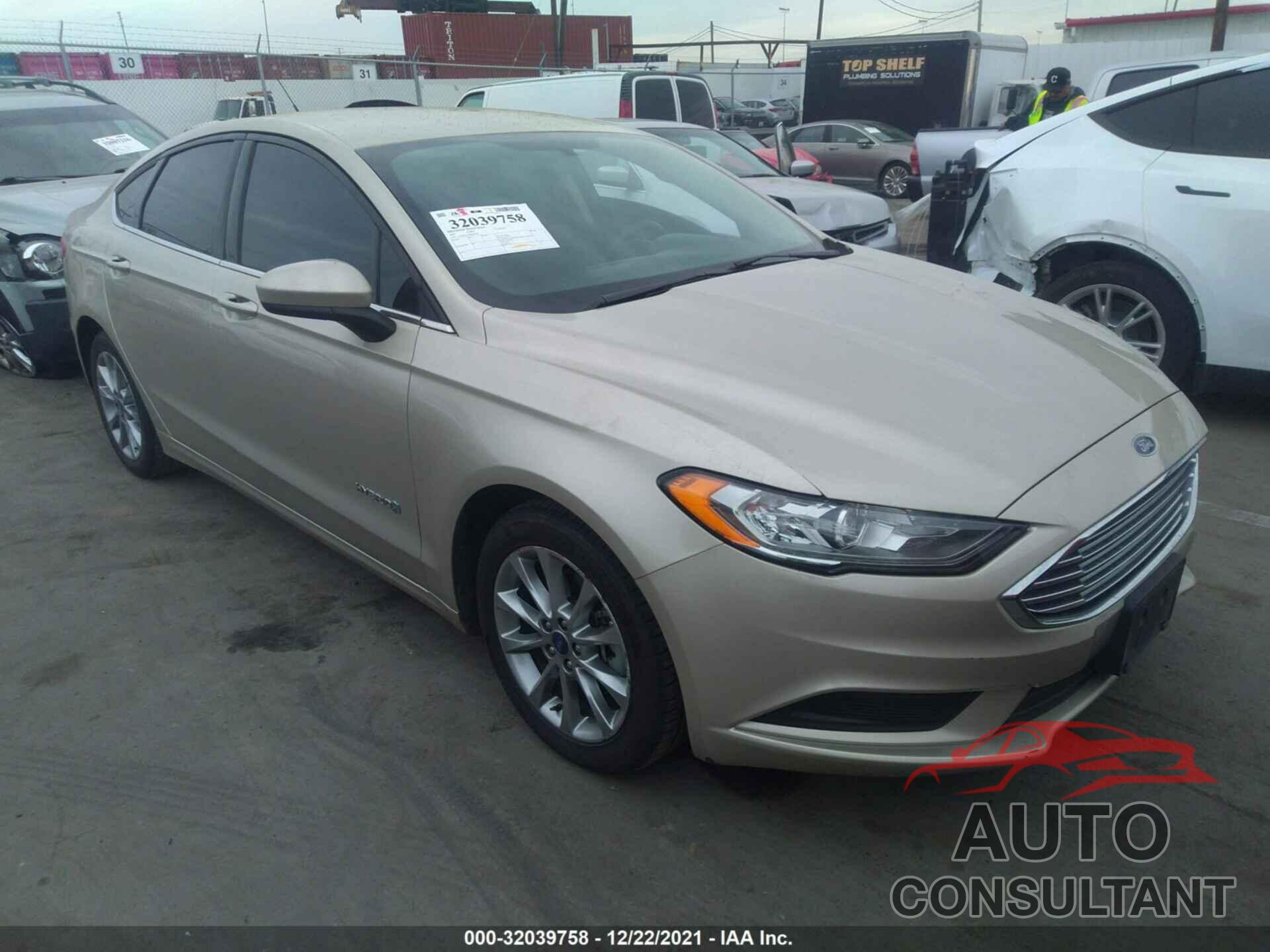 FORD FUSION 2017 - 3FA6P0LU4HR385424