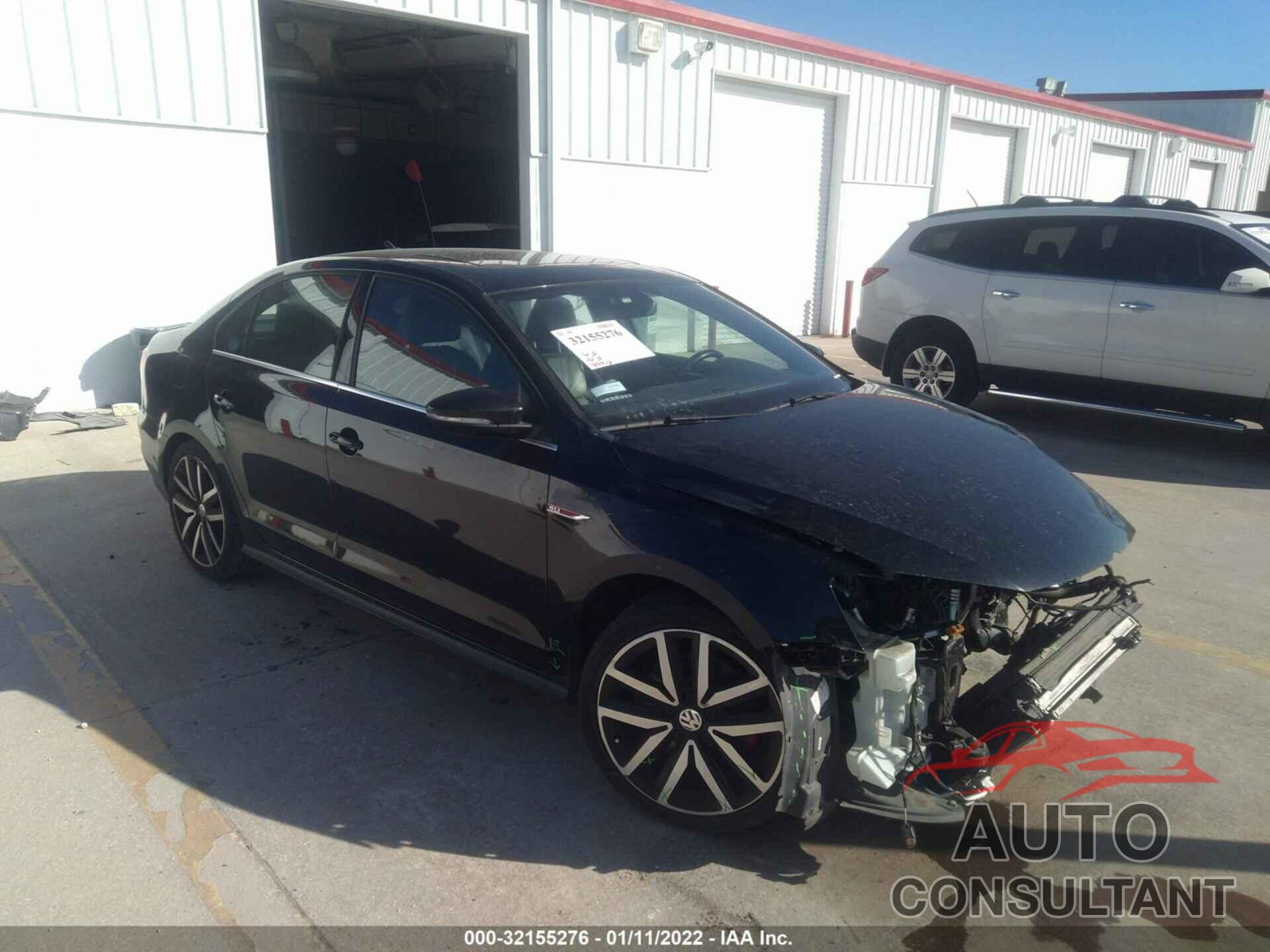 VOLKSWAGEN JETTA 2018 - 3VW4T7AJ7JM220613