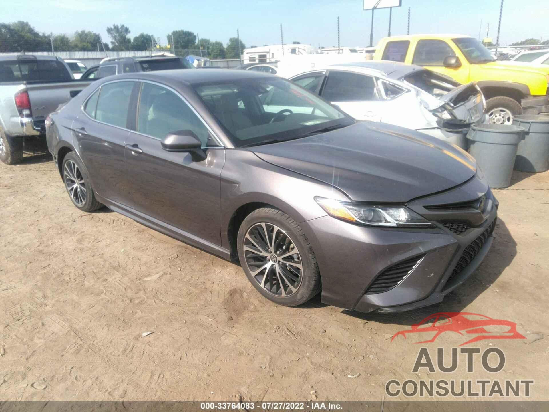 TOYOTA CAMRY 2020 - 4T1G11AK2LU358517