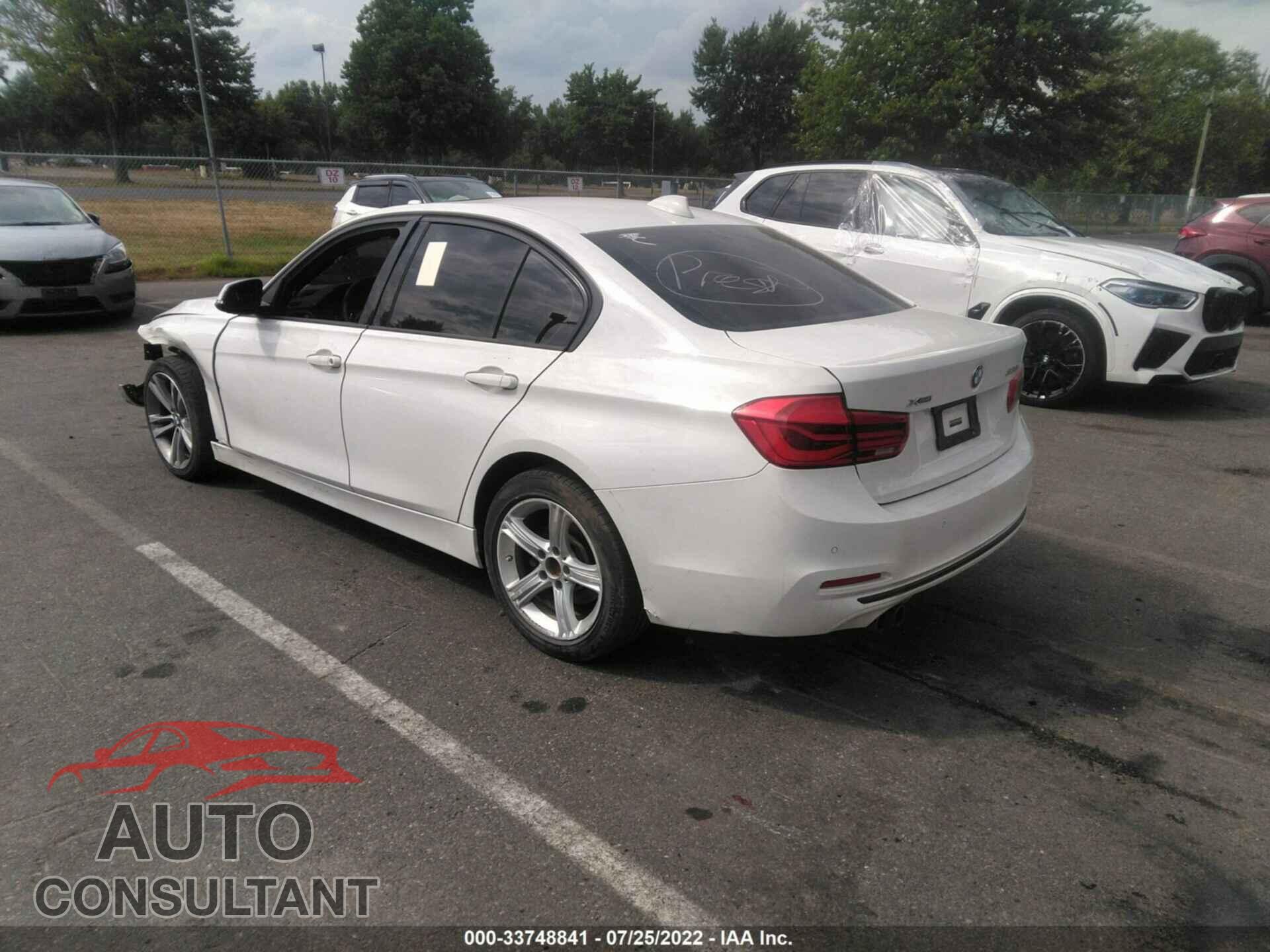 BMW 3 SERIES 2016 - WBA8E3G55GNU00959