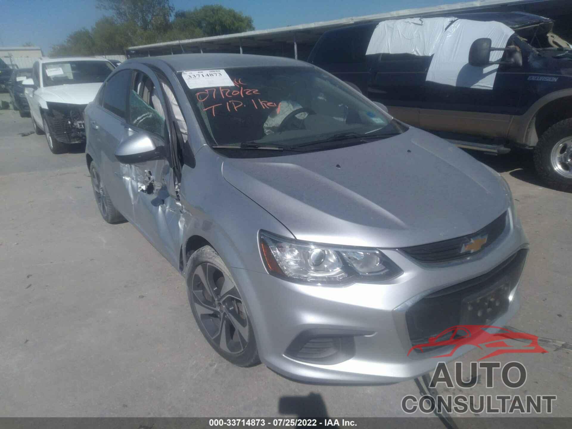 CHEVROLET SONIC 2017 - 1G1JF5SB9H4117815