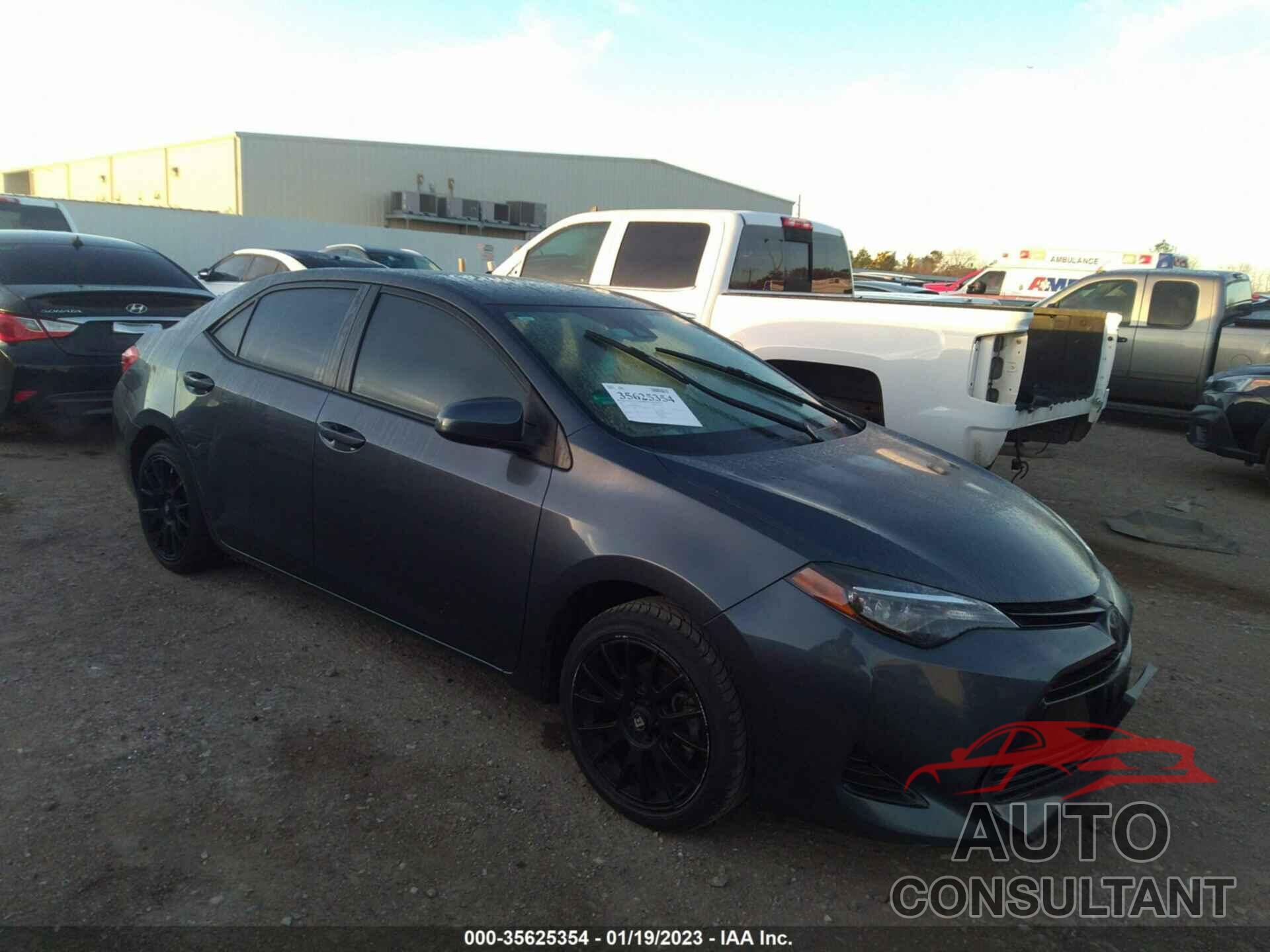 TOYOTA COROLLA 2017 - 5YFBURHE8HP659835