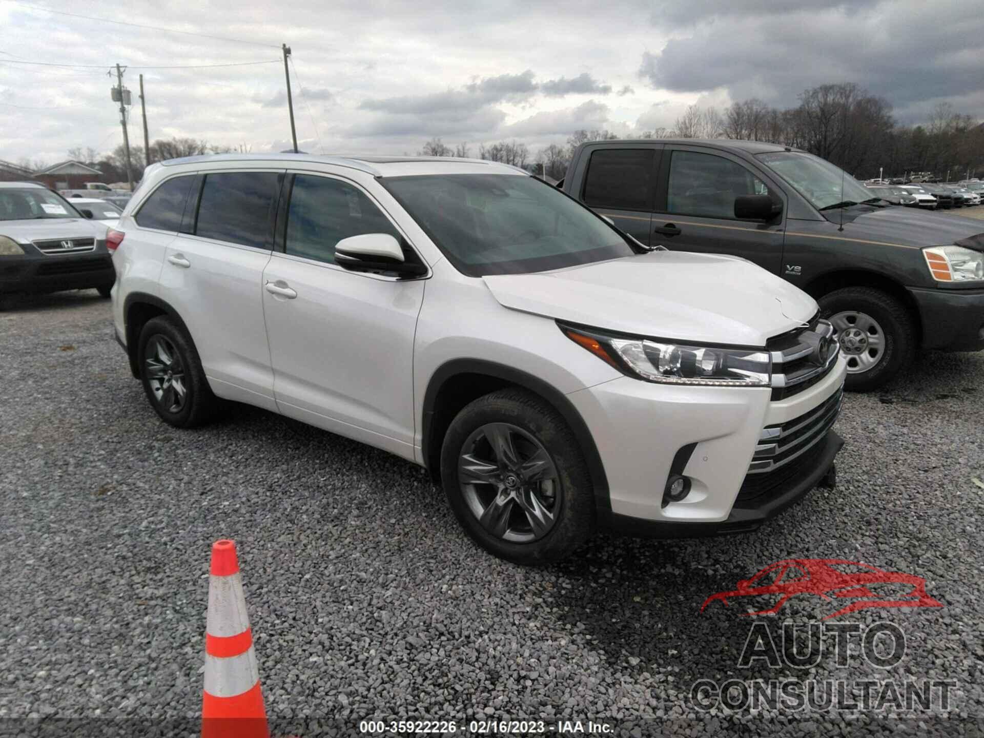 TOYOTA HIGHLANDER 2019 - 5TDDZRFH9KS932030