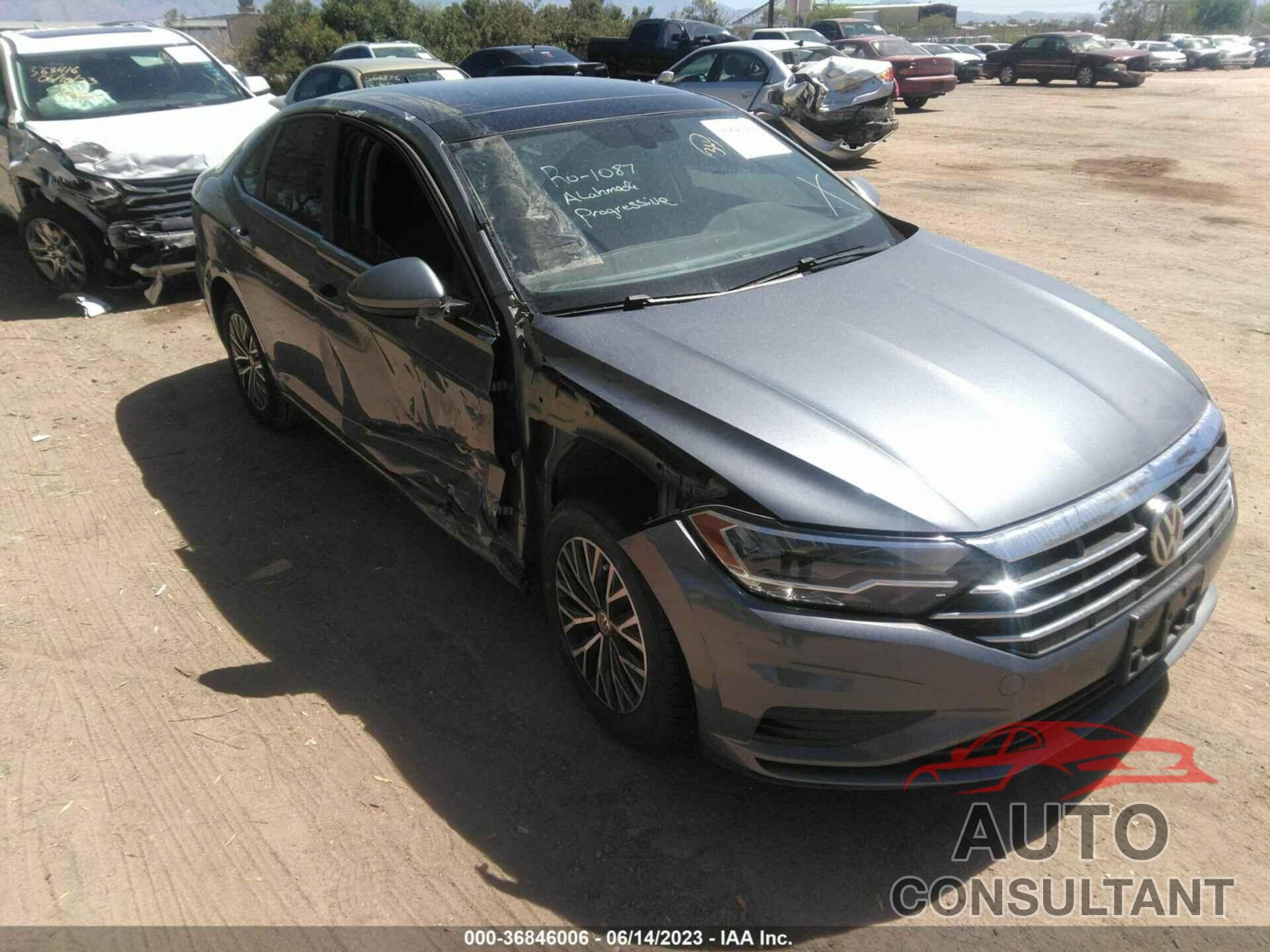 VOLKSWAGEN JETTA 2019 - 3VWC57BU8KM194264
