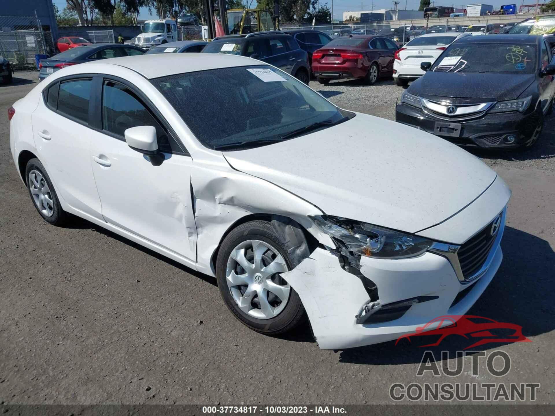 MAZDA MAZDA3 2018 - 3MZBN1U7XJM273949