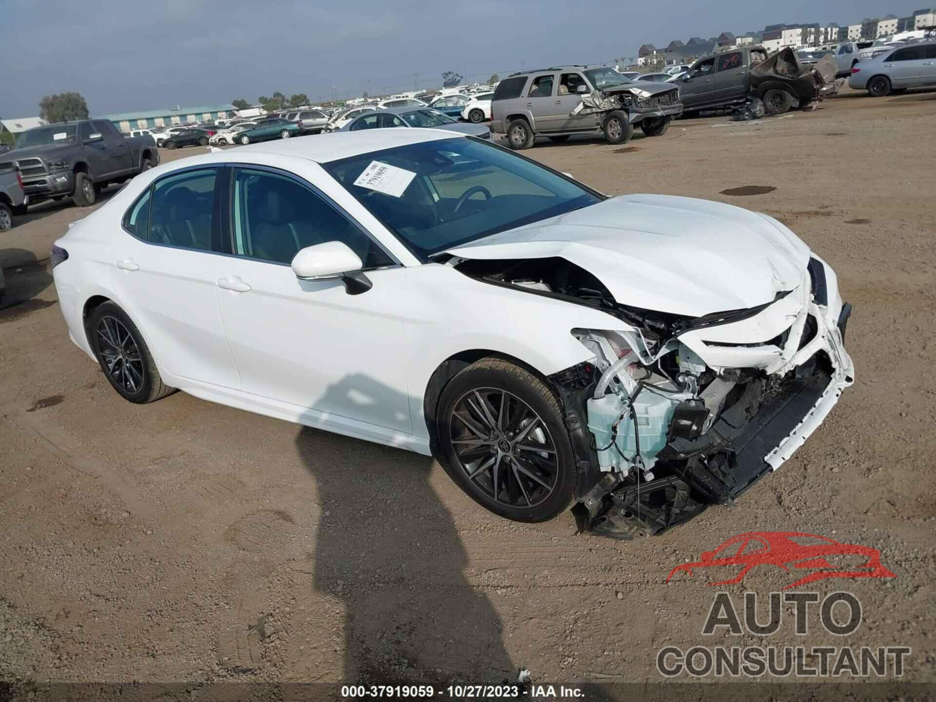 TOYOTA CAMRY 2023 - 4T1G11AK9PU102302
