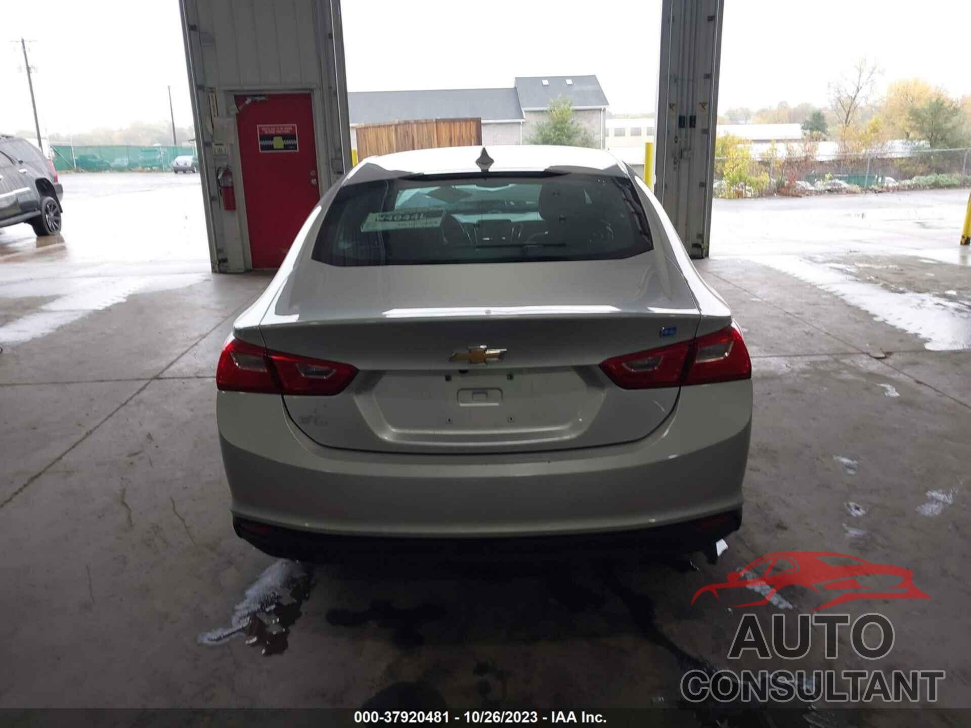 CHEVROLET MALIBU 2017 - 1G1ZJ5SUXHF183782