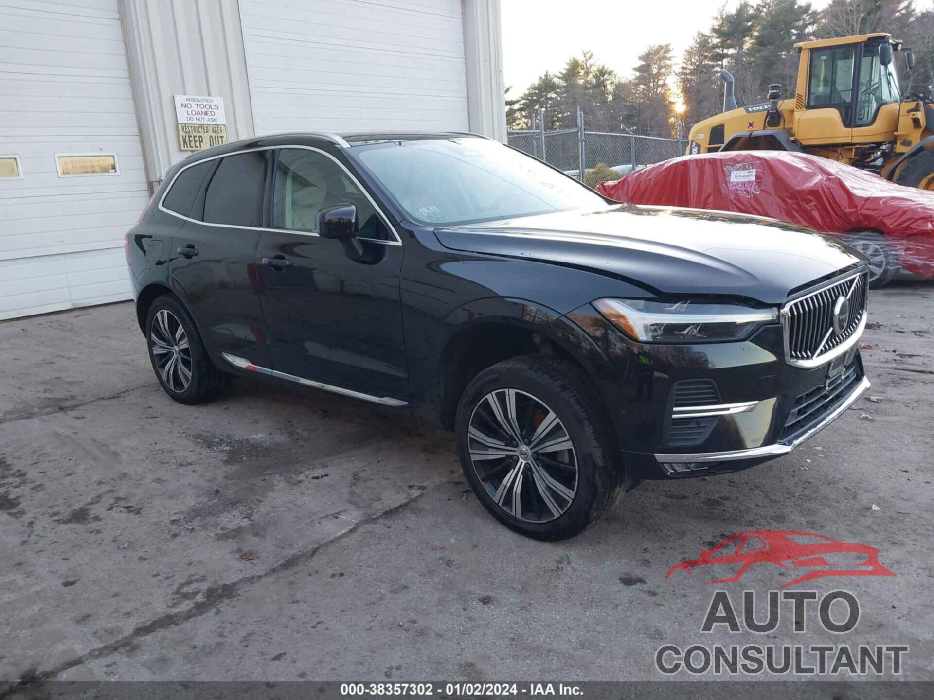 VOLVO XC60 2022 - YV4062RLXN1951070