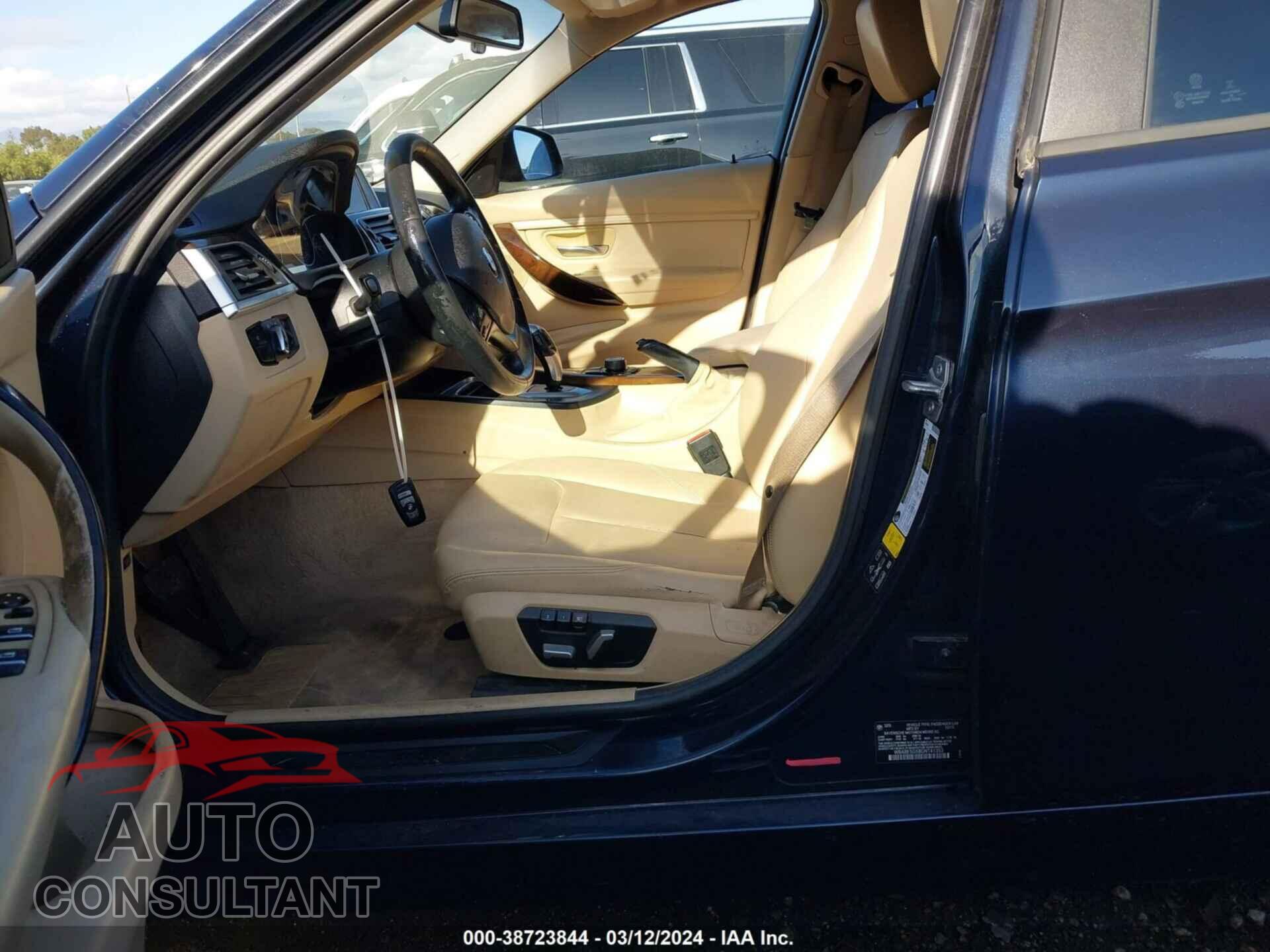 BMW 320 2016 - WBA8E5G58GNT41353