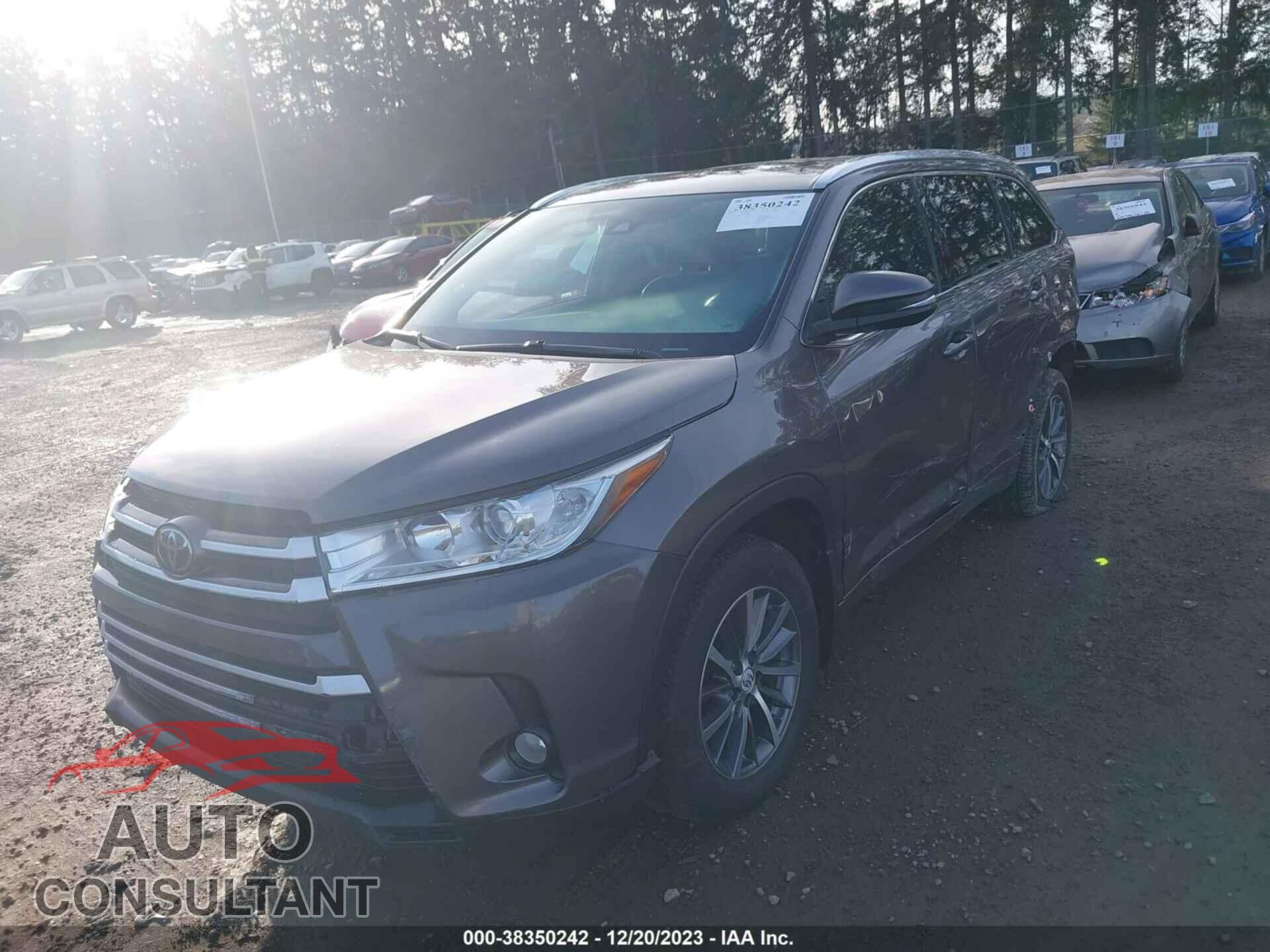 TOYOTA HIGHLANDER 2017 - 5TDJZRFH3HS416192