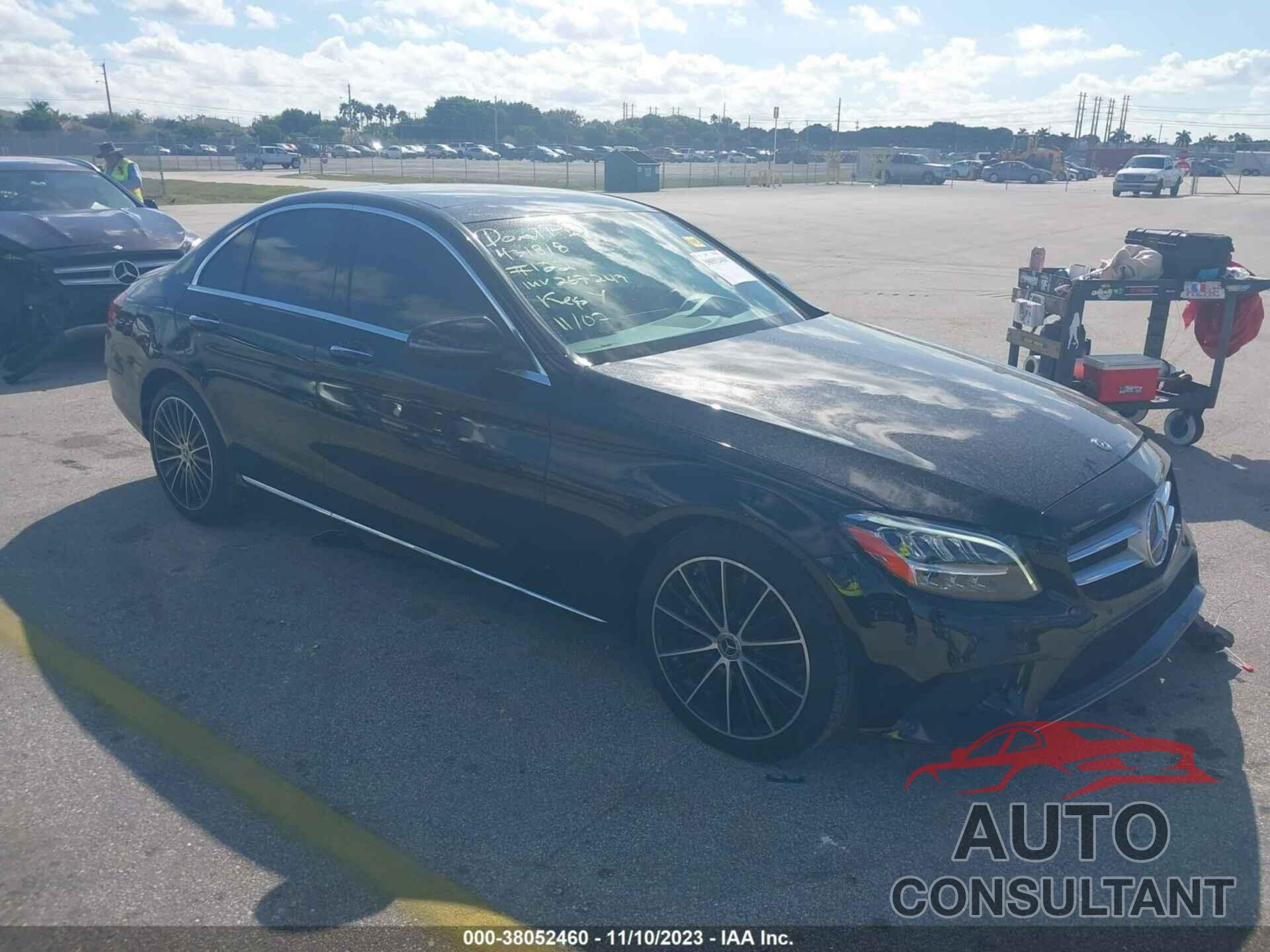 MERCEDES-BENZ C 300 2020 - W1KWF8DB8LR589517