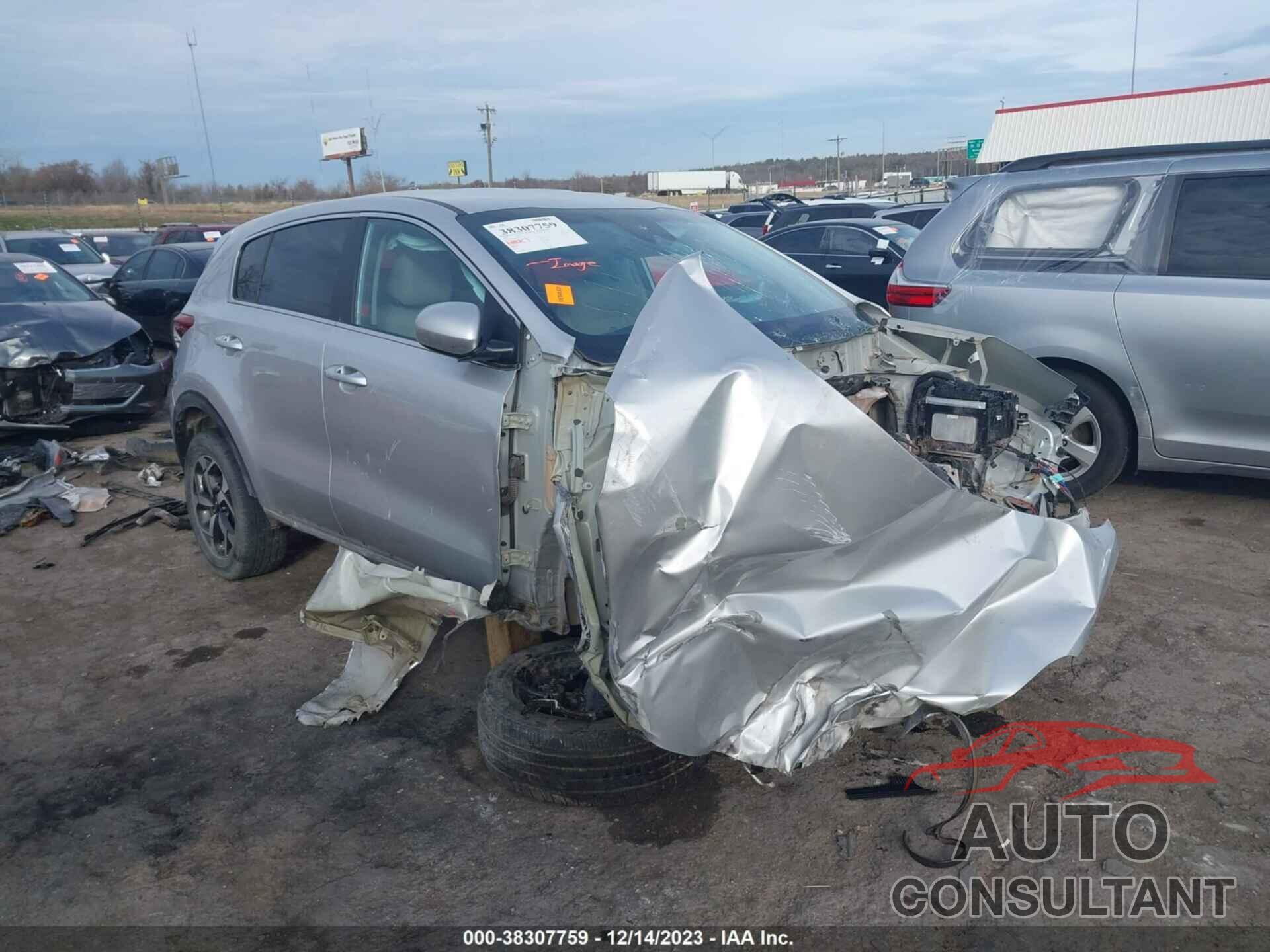 KIA SPORTAGE 2020 - KNDPM3AC8L7737004