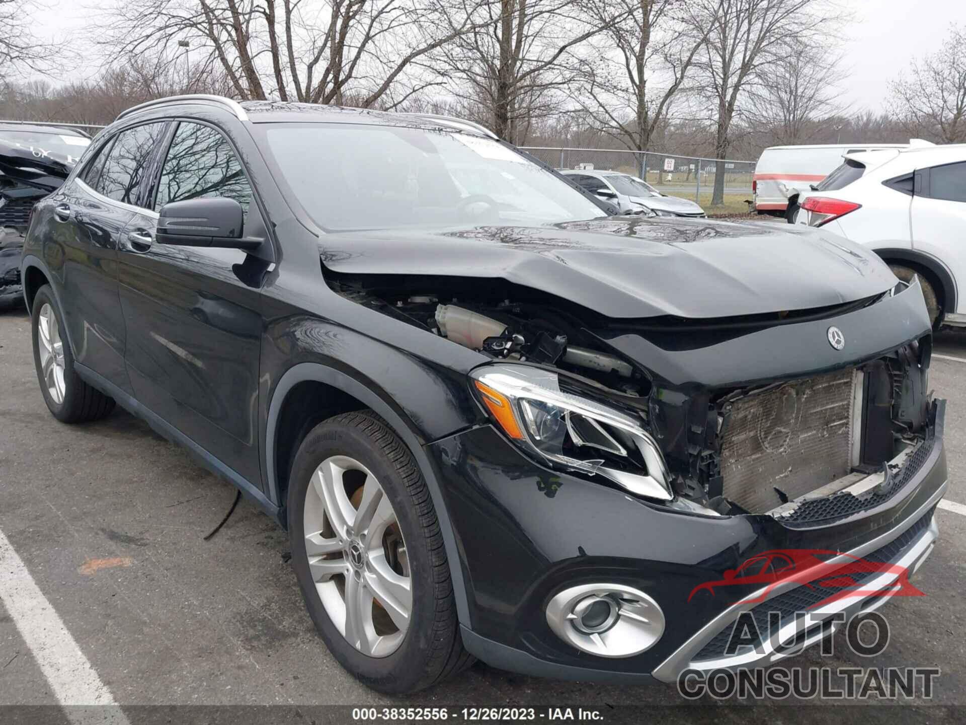 MERCEDES-BENZ GLA 250 2019 - WDCTG4EB6KU019636