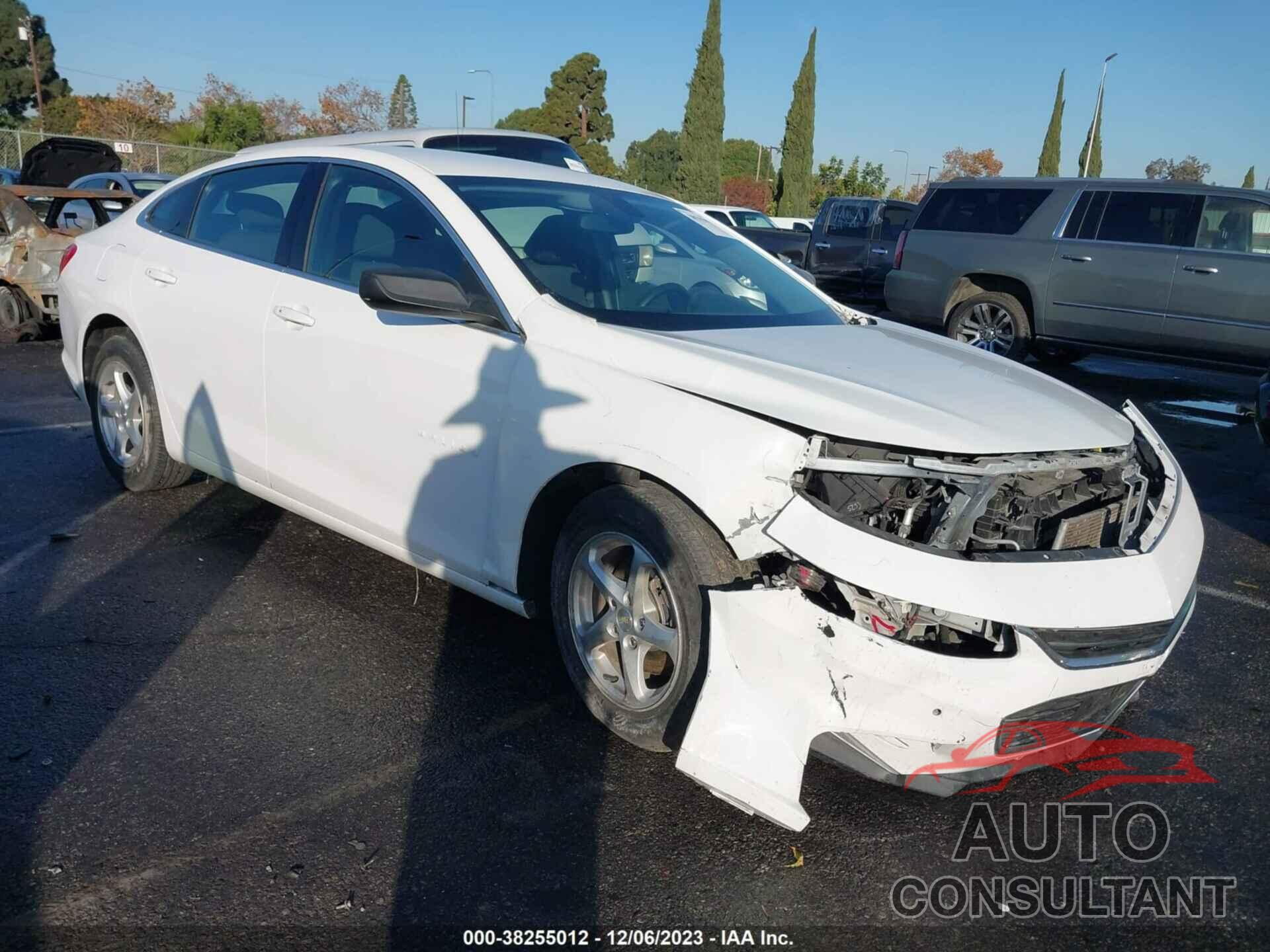 CHEVROLET MALIBU 2018 - 1G1ZB5ST2JF208927