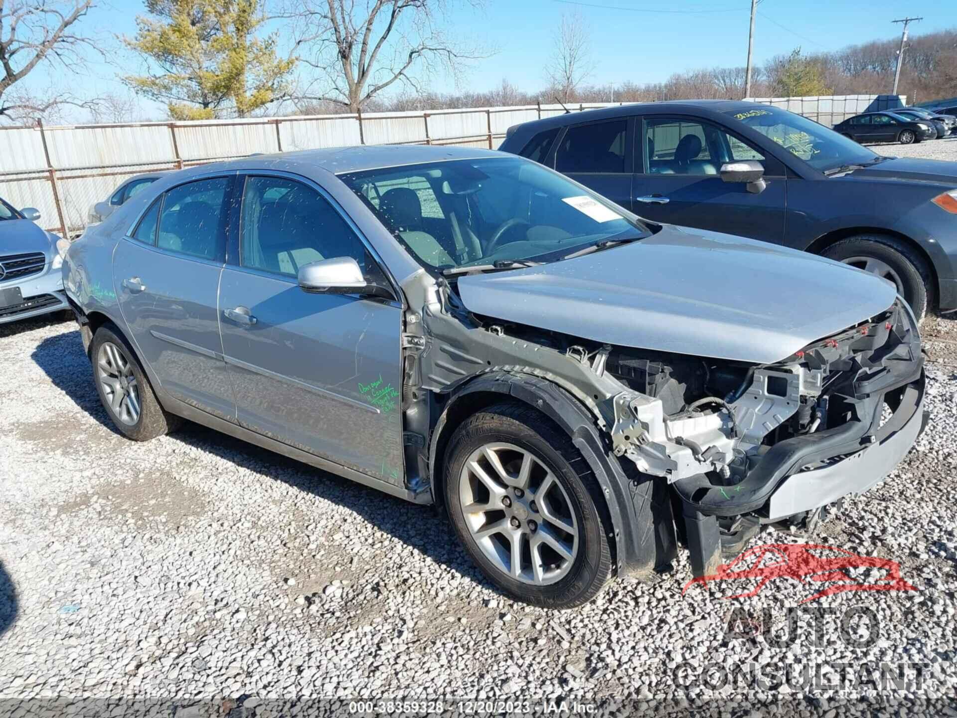 CHEVROLET MALIBU 2015 - 1G11C5SL2FF203504