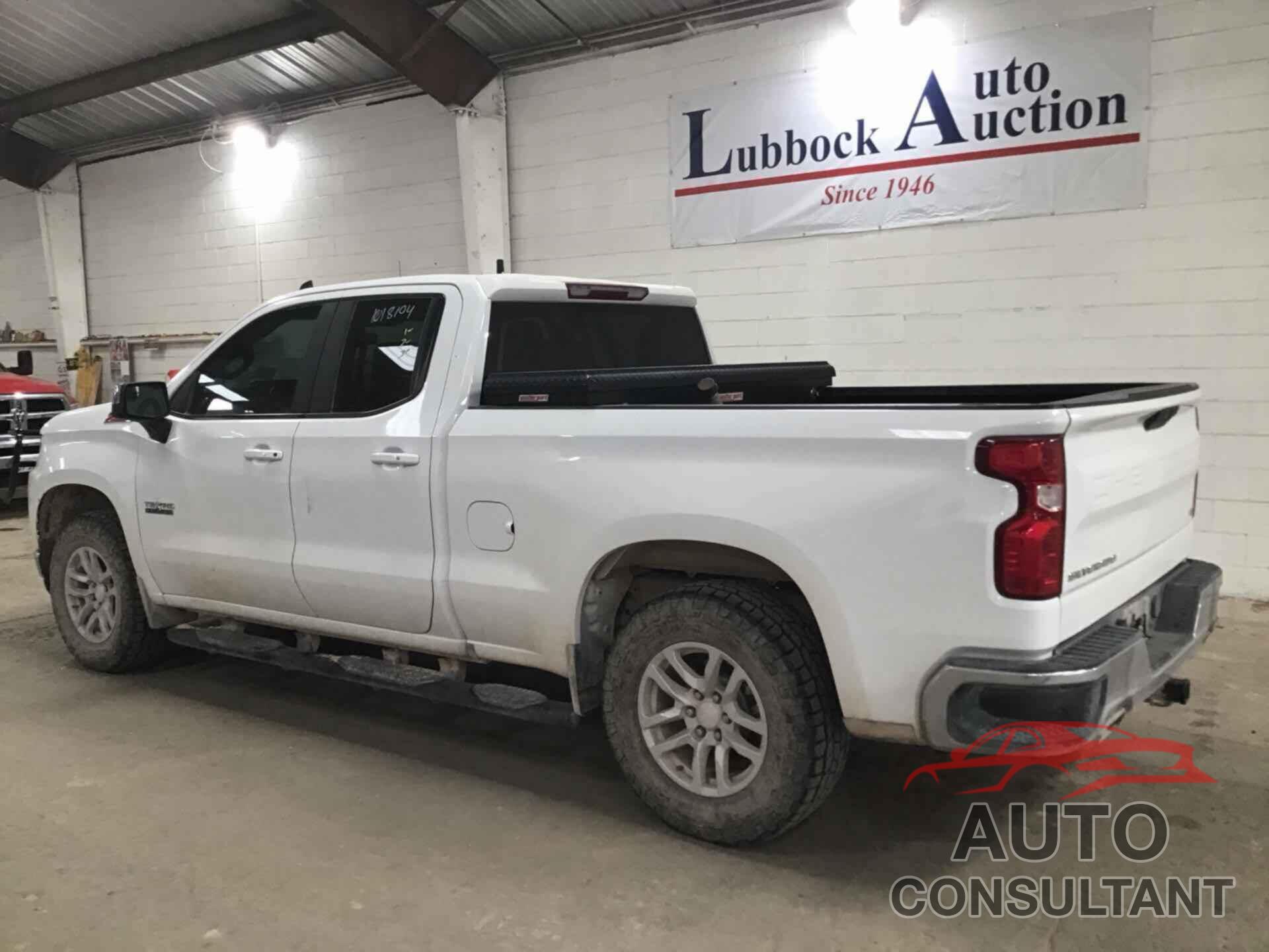 CHEVROLET SILVERADO 1500 2019 - 1GCRYDED6KZ265541