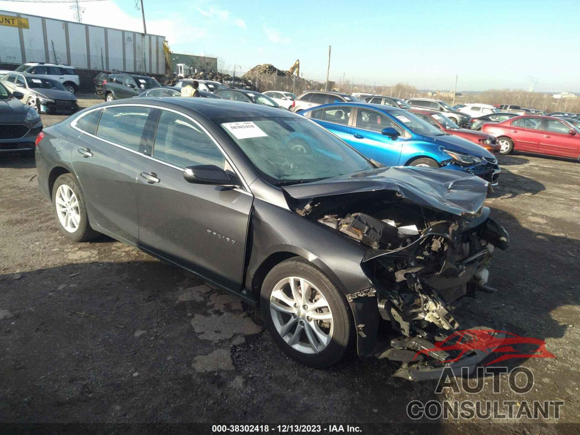 CHEVROLET MALIBU 2018 - 1G1ZD5ST2JF257894