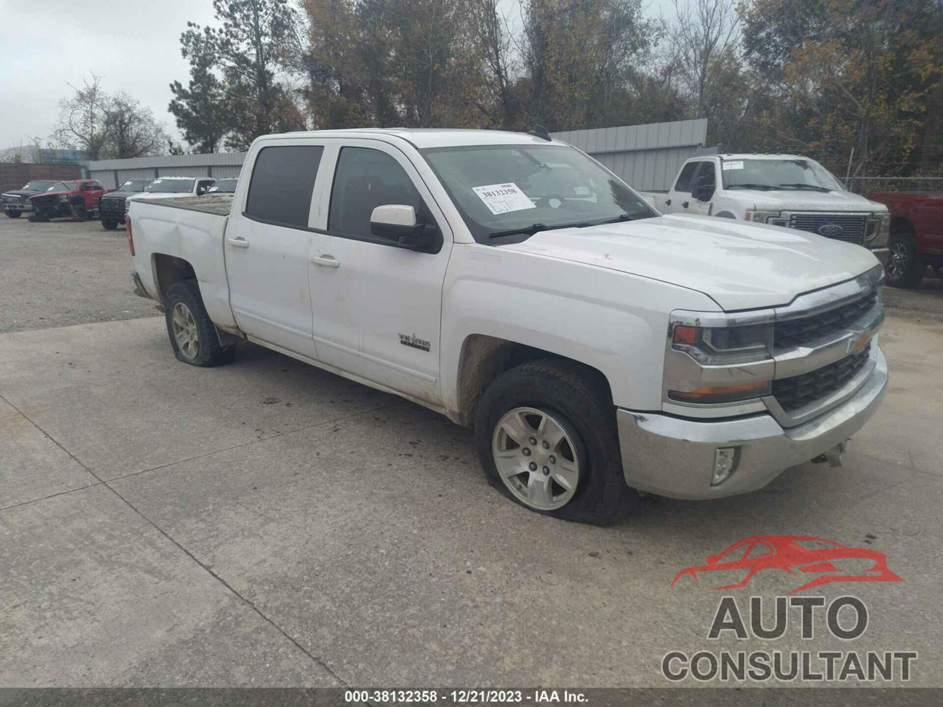 CHEVROLET SILVERADO 1500 2018 - 3GCPCREC5JG551583