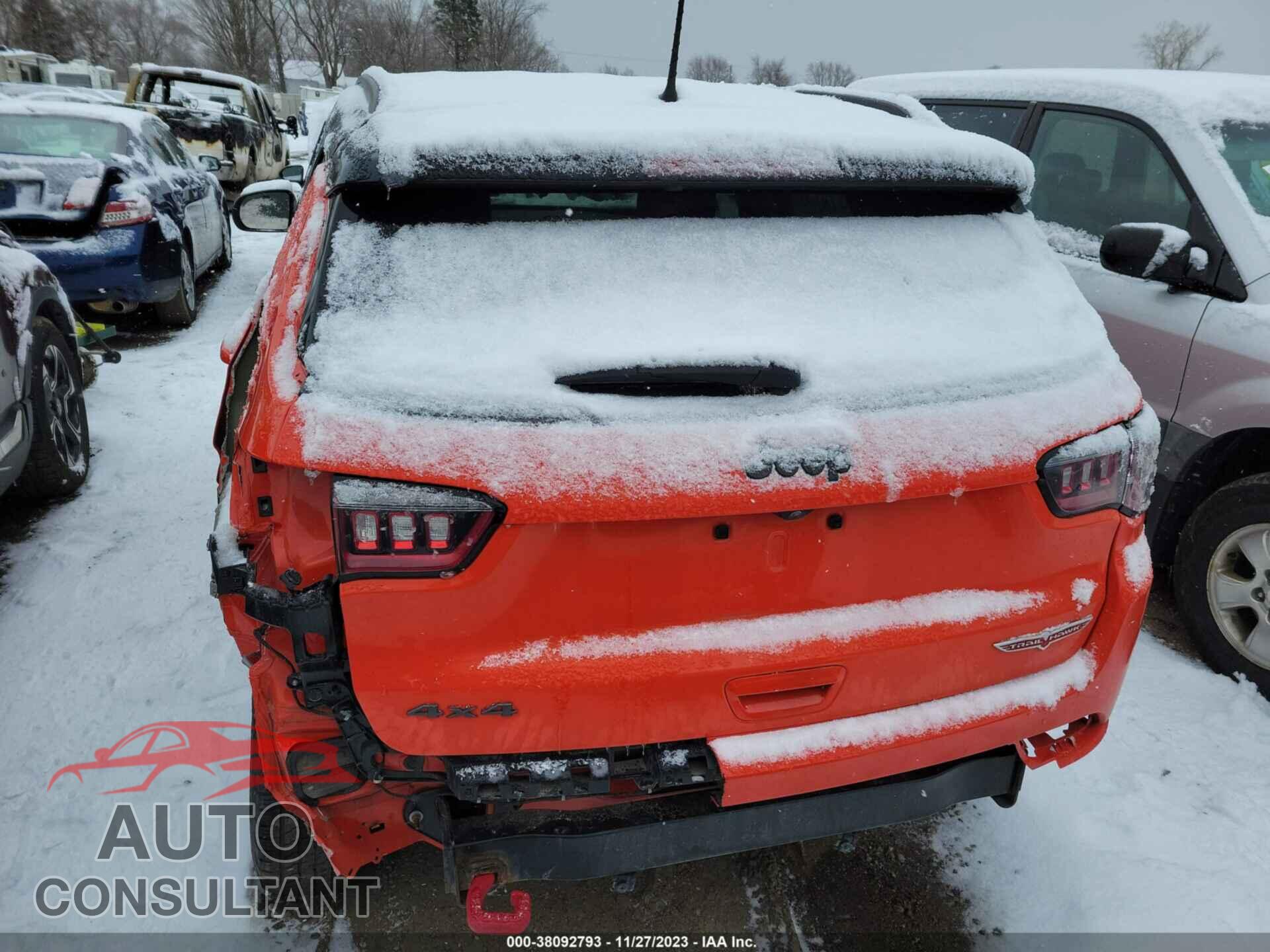 JEEP COMPASS 2018 - 3C4NJDDB2JT320933