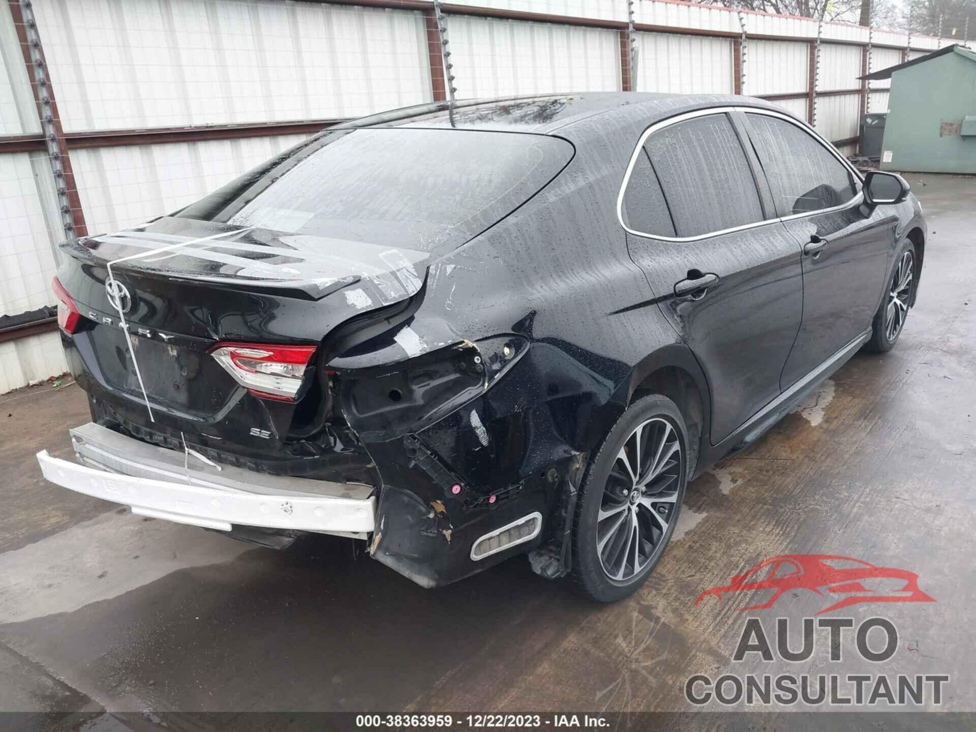 TOYOTA CAMRY 2018 - JTNB11HK7J3007878