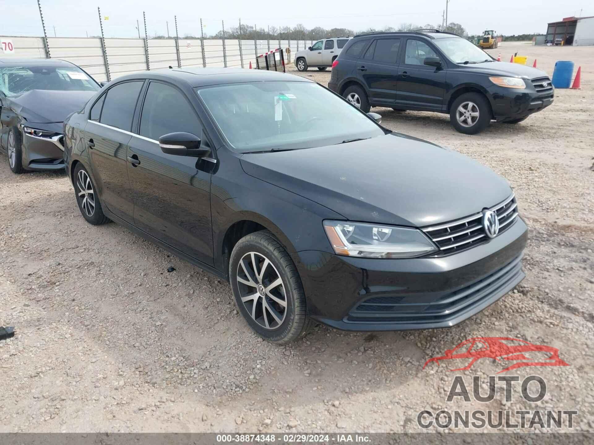 VOLKSWAGEN JETTA 2018 - 3VWDB7AJ8JM251694