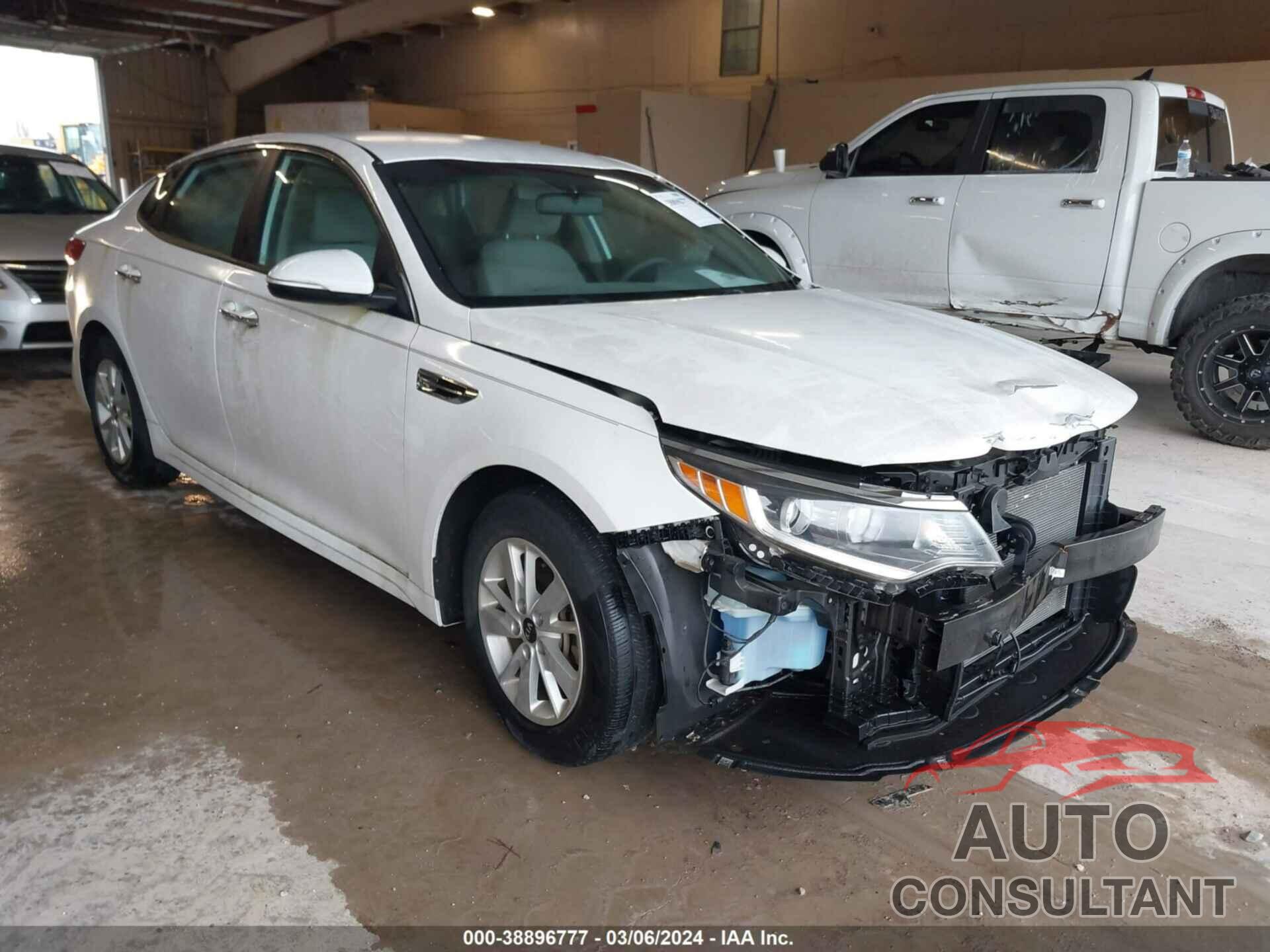 KIA OPTIMA 2016 - KNAGT4L35G5084894