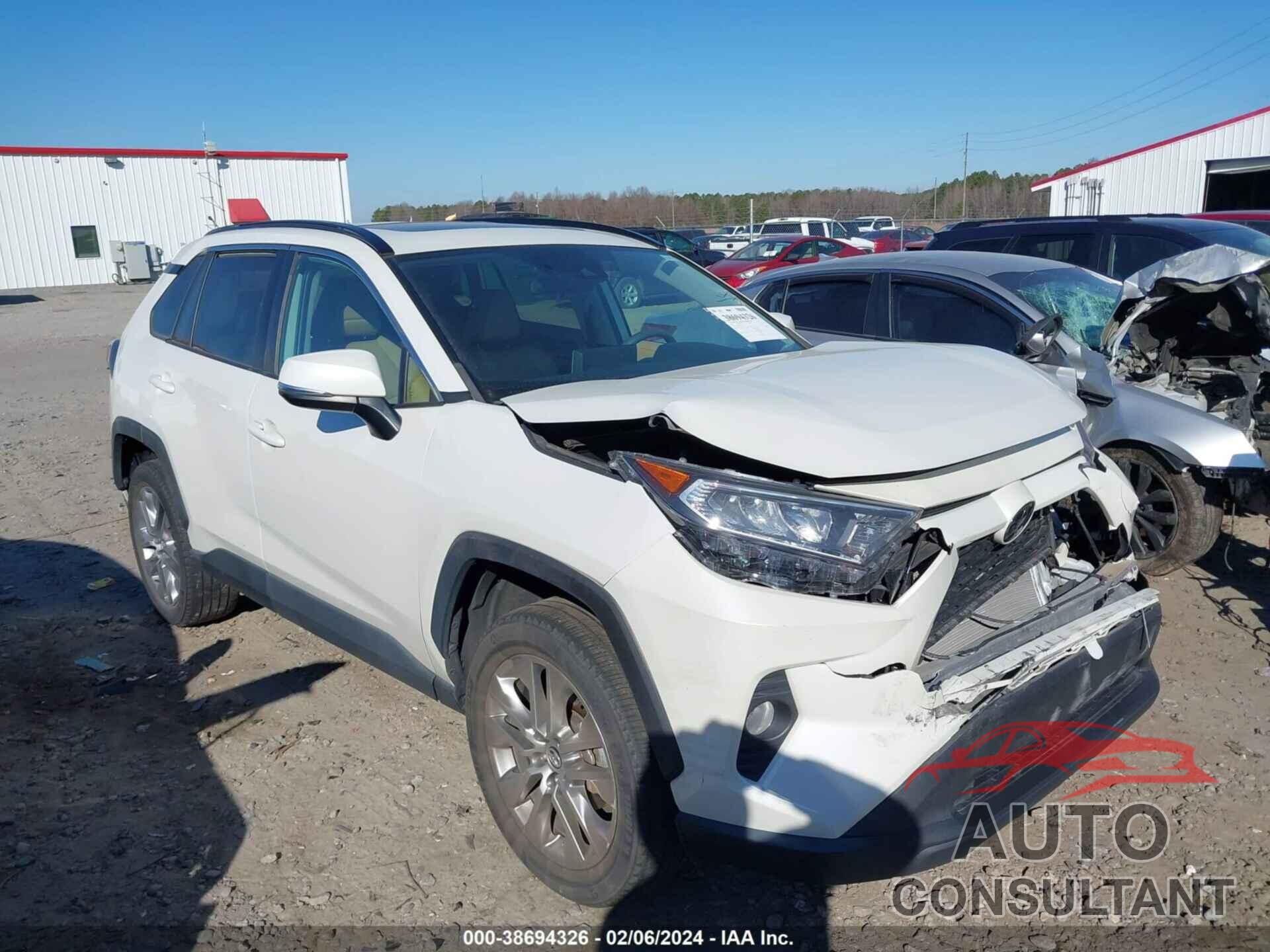 TOYOTA RAV4 2021 - 2T3C1RFV2MW107893