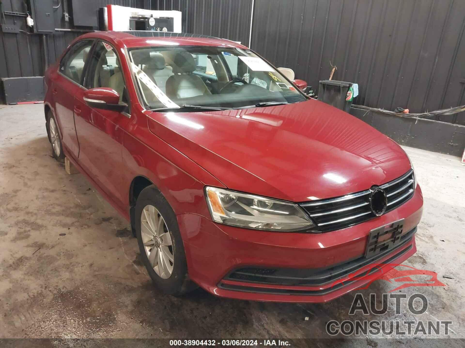 VOLKSWAGEN JETTA 2016 - 3VWD67AJXGM258594