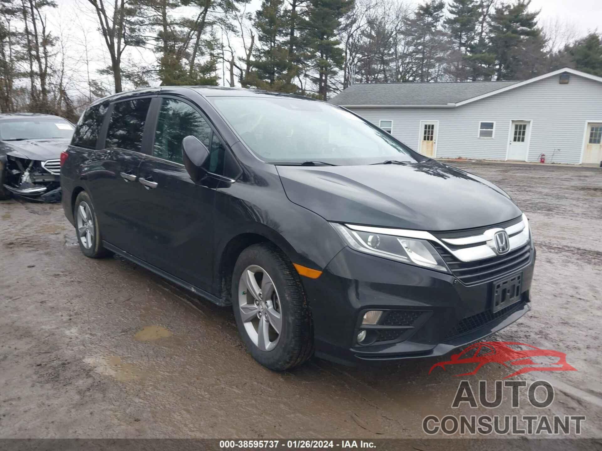 HONDA ODYSSEY 2018 - 5FNRL6H70JB080485