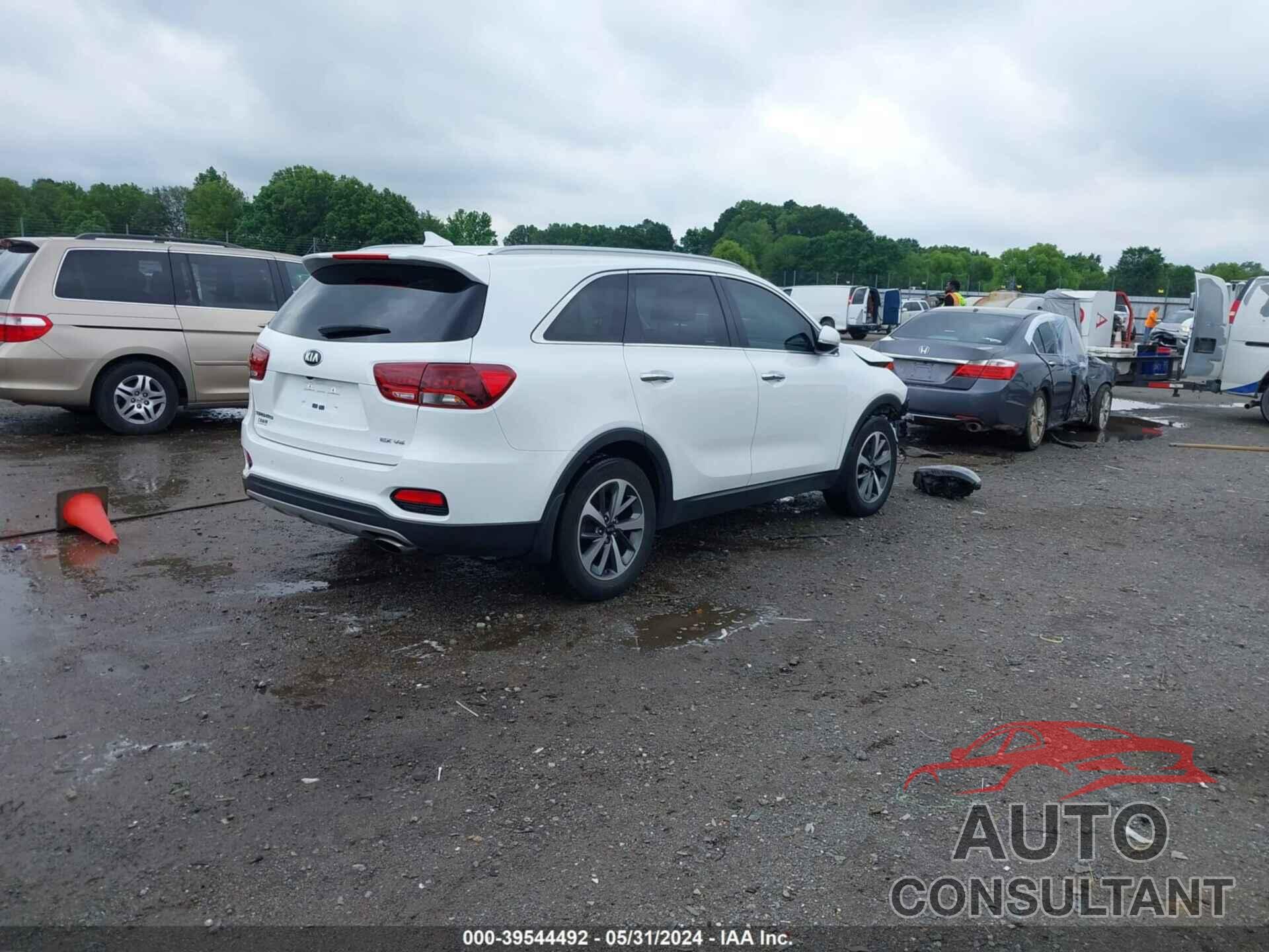 KIA SORENTO 2019 - 5XYPH4A57KG502493