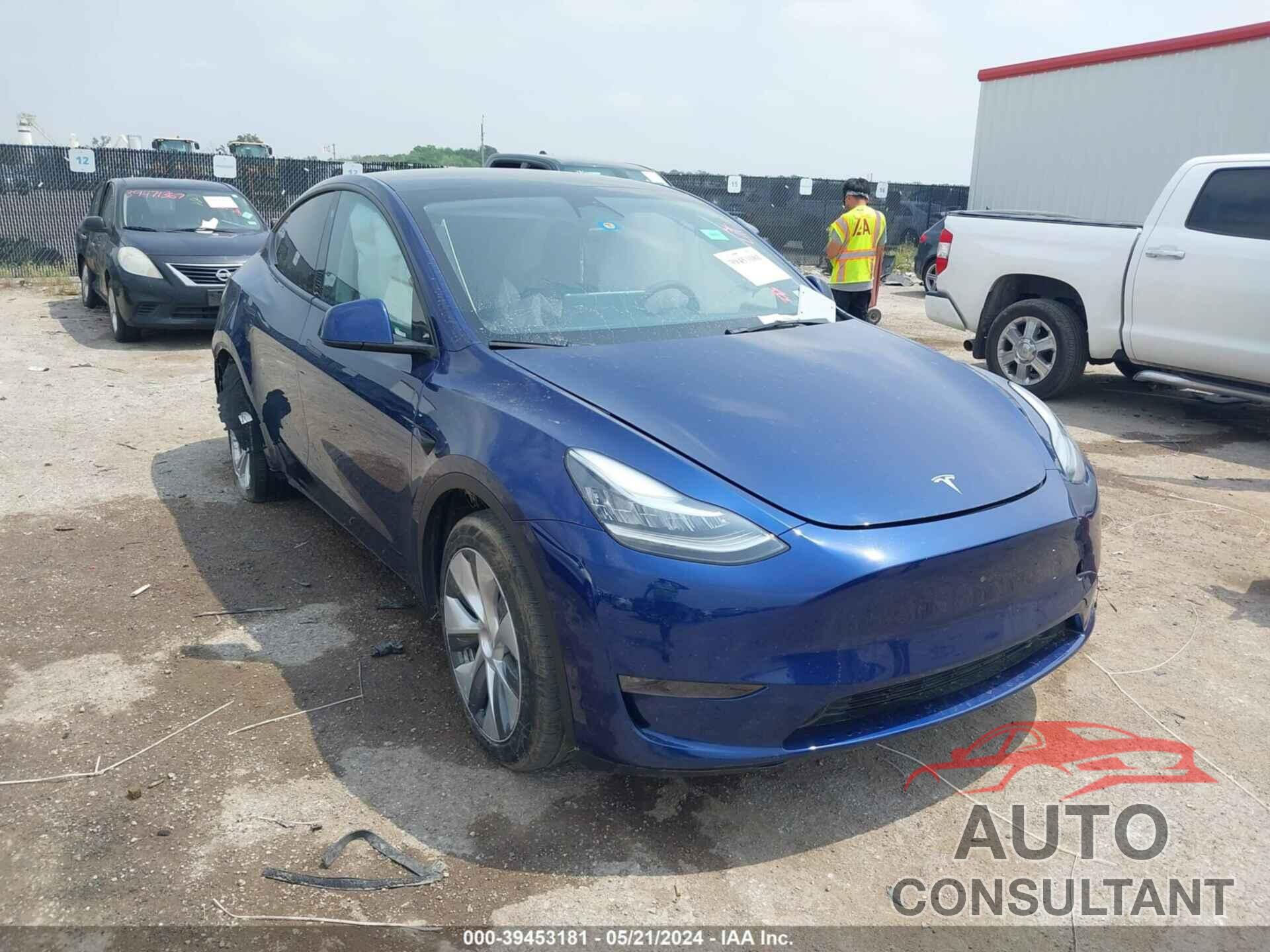 TESLA MODEL Y 2023 - 7SAYGDEE6PA034157